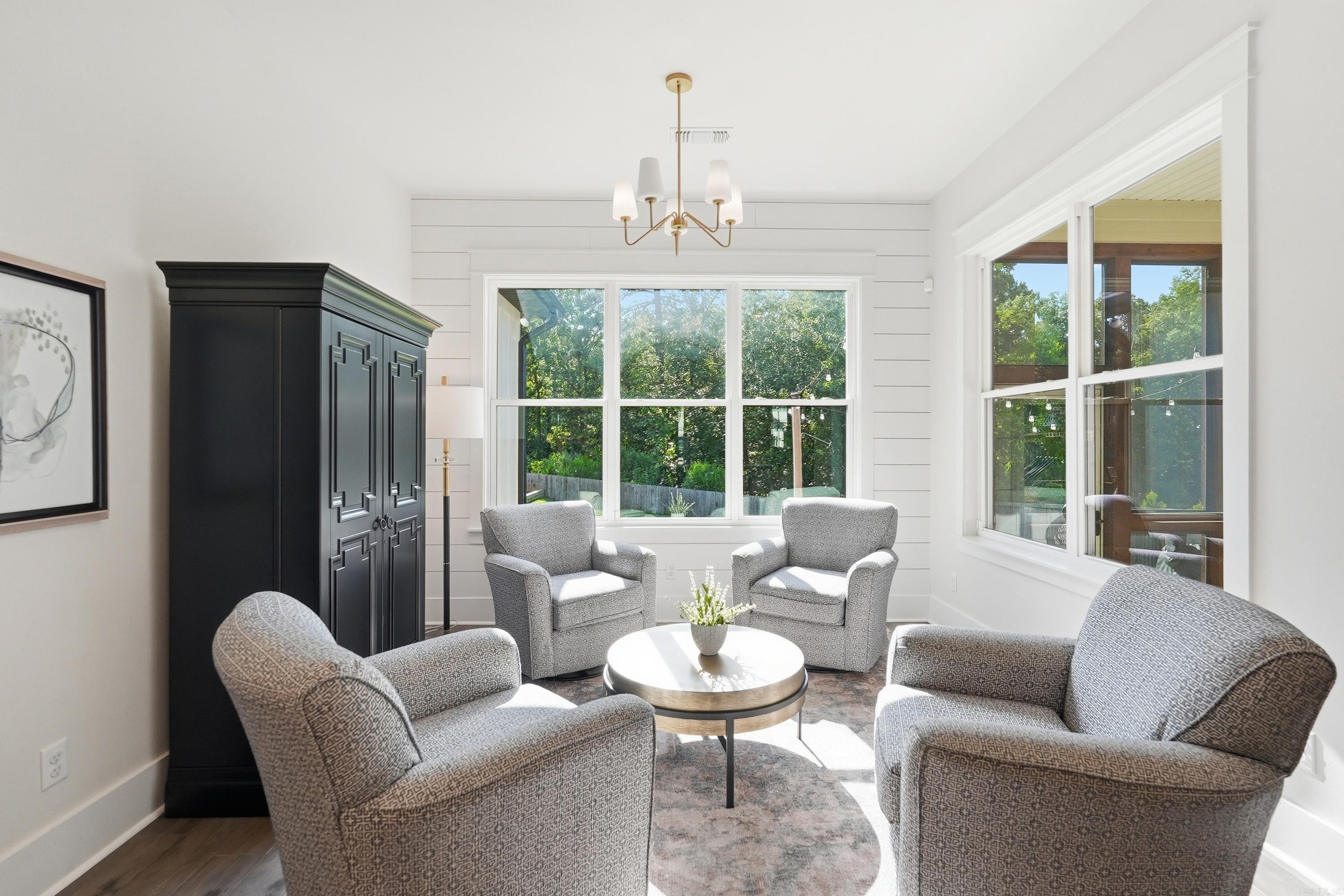 CHENAL VALLEY "FALSTONE COURT" - Residential