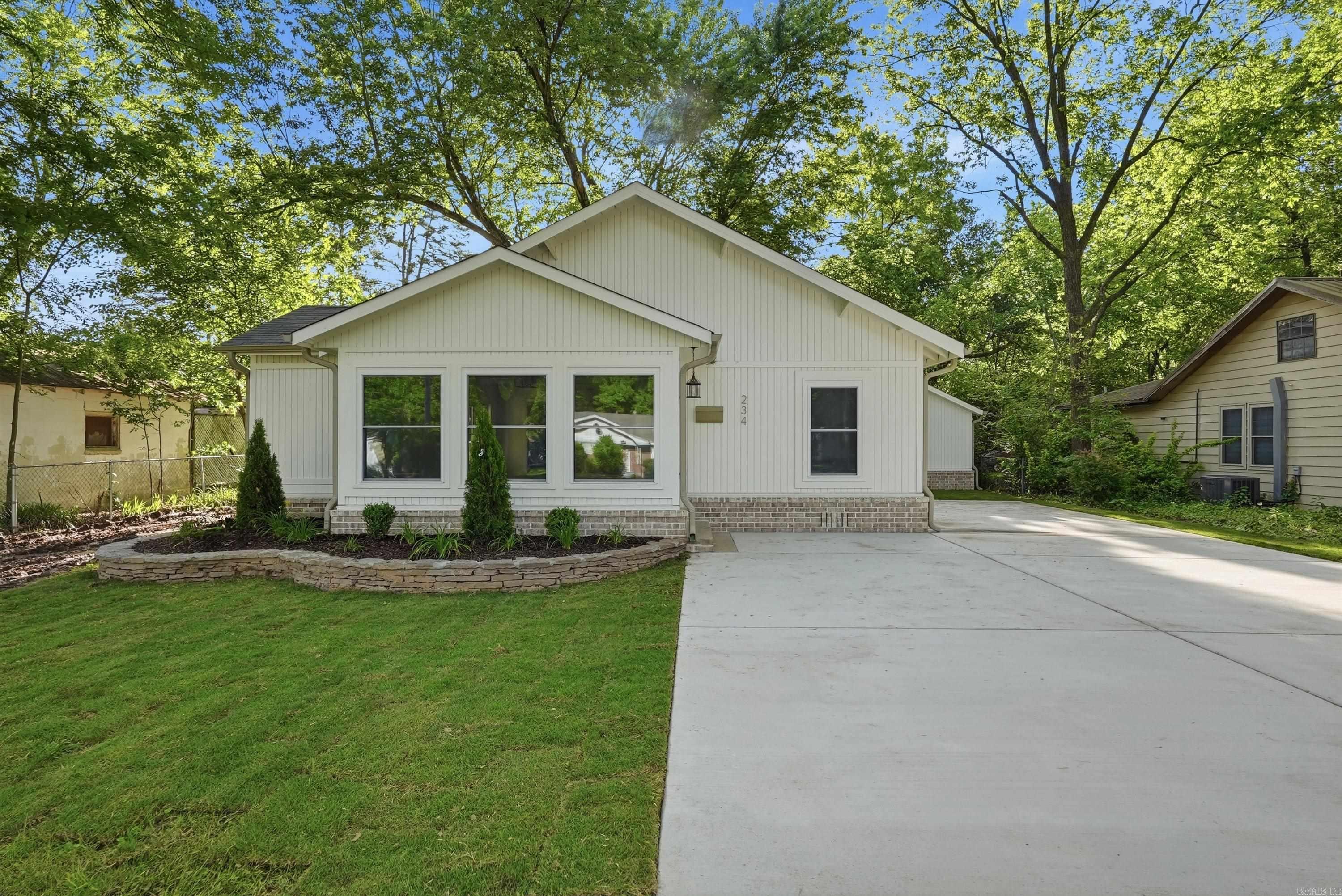Charming Old Town Conway home that has been thoughtfully updated while keeping its character. This 3BR, 2BA home with an office features fresh interior paint and updated flooring. The home includes two HVAC systems, including one that is new. Both the primary and guest bathrooms have been updated with tiled showers, offering a clean, modern feel. The layout provides flexible living space with a dedicated office, while the kitchen and living areas flow comfortably for everyday living. Outside, you’ll appreciate the fresh landscaping up front and a spacious yard with mature trees that add to the home’s charm. Conveniently located near Central Baptist College, downtown Conway, and other local amenities. Agents see remarks.