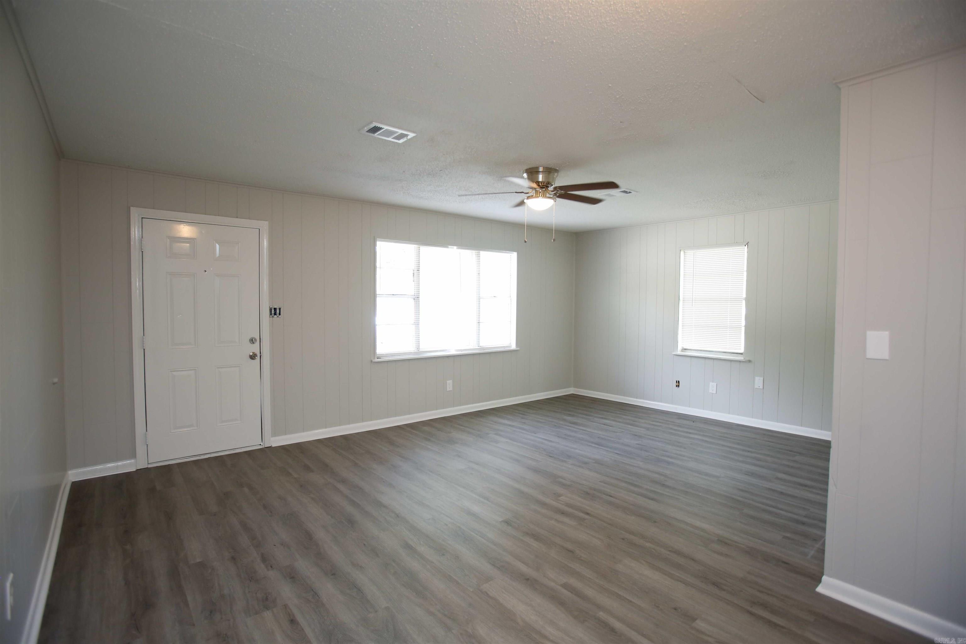 Harwell R F - Residential Lease