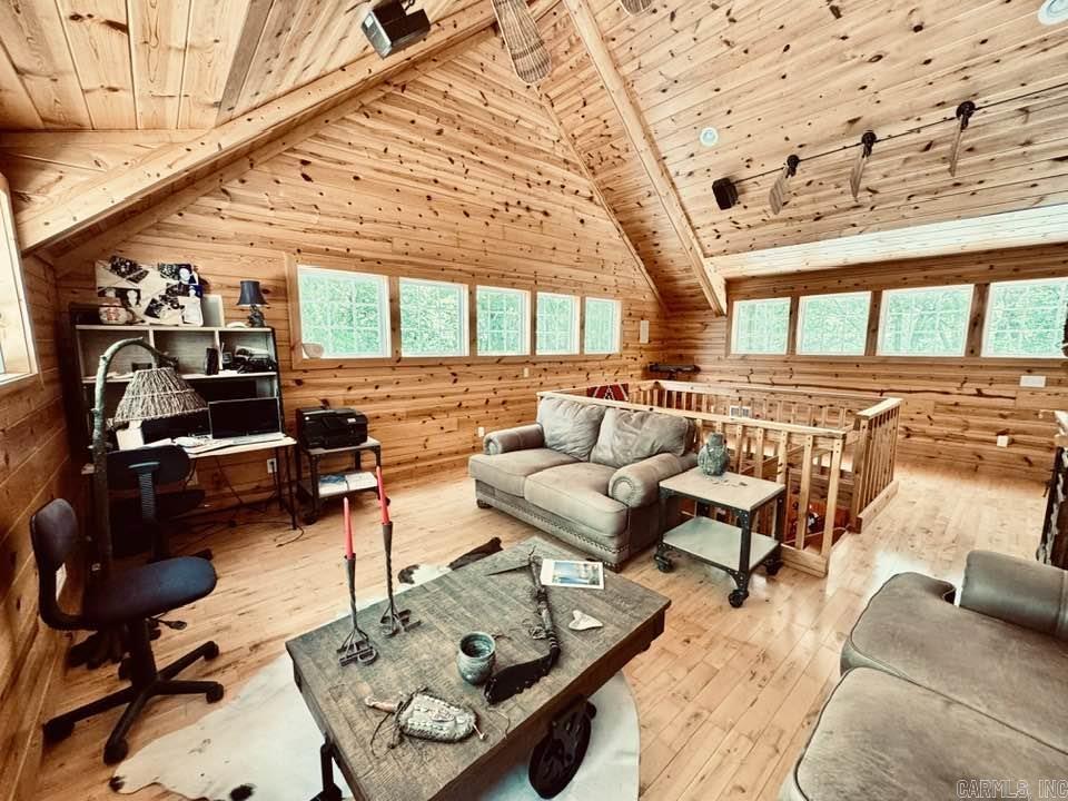 WHITE RIVER ESTATES - Residential