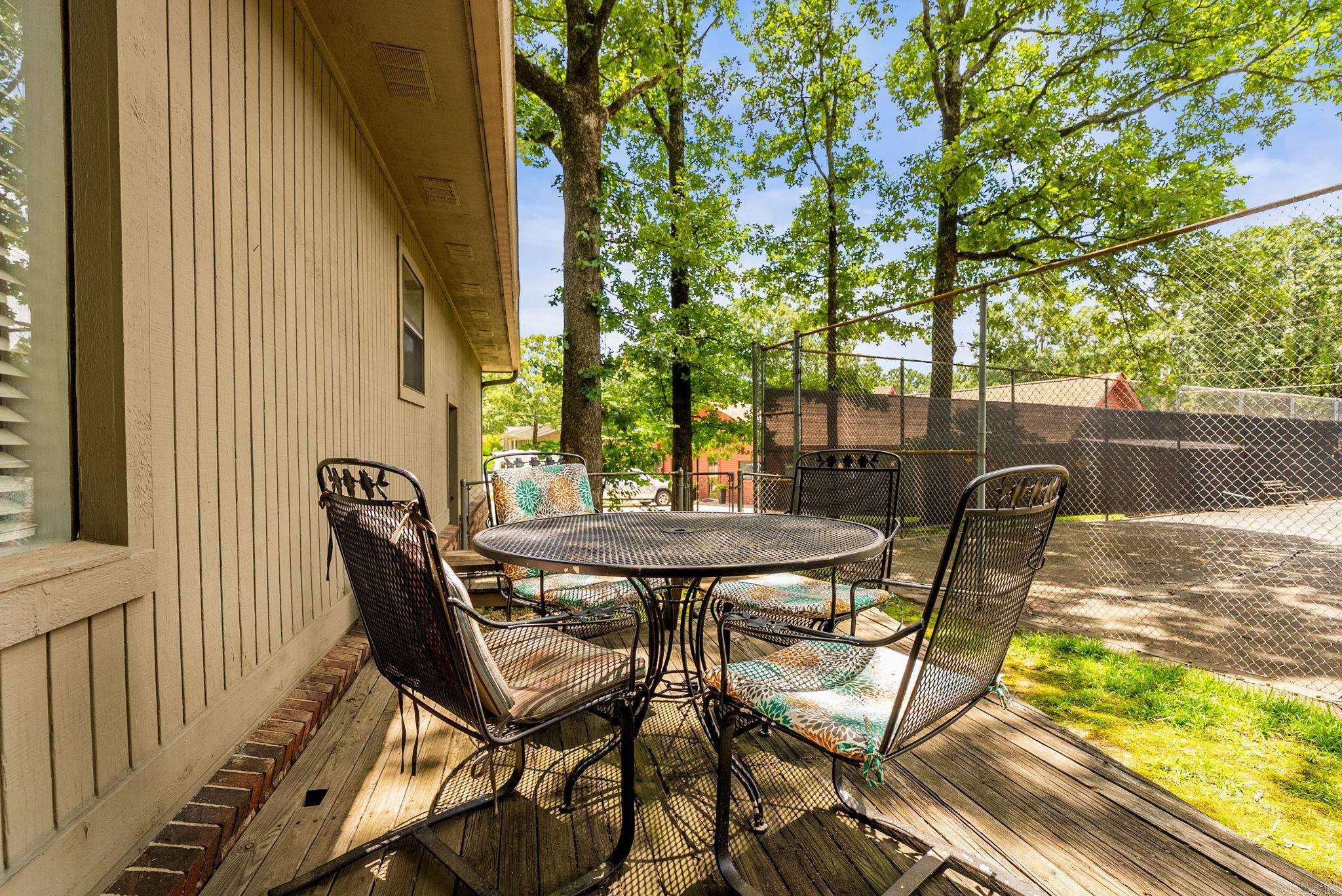 INDIAN HILLS - Residential