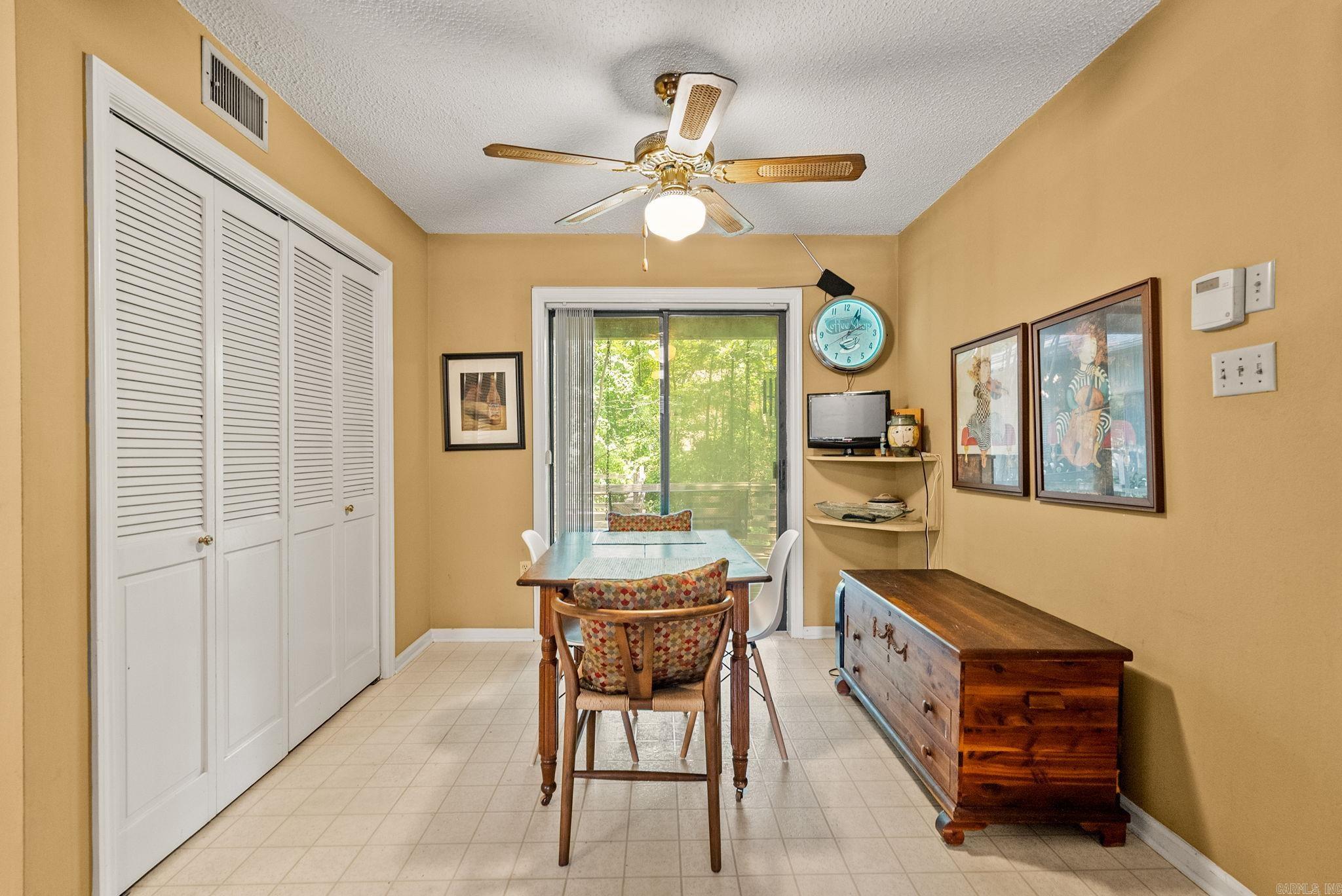 INDIAN HILLS - Residential