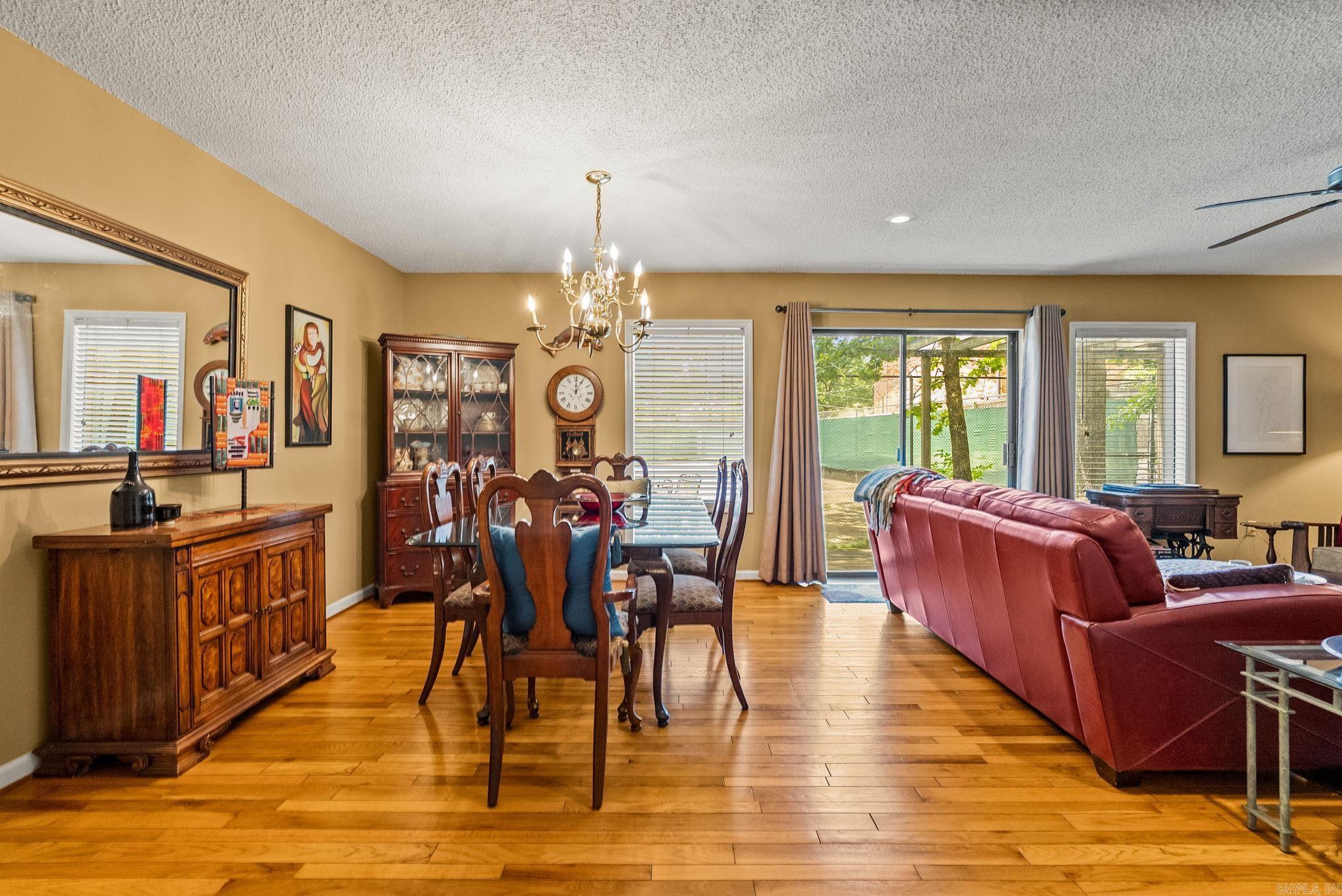 INDIAN HILLS - Residential