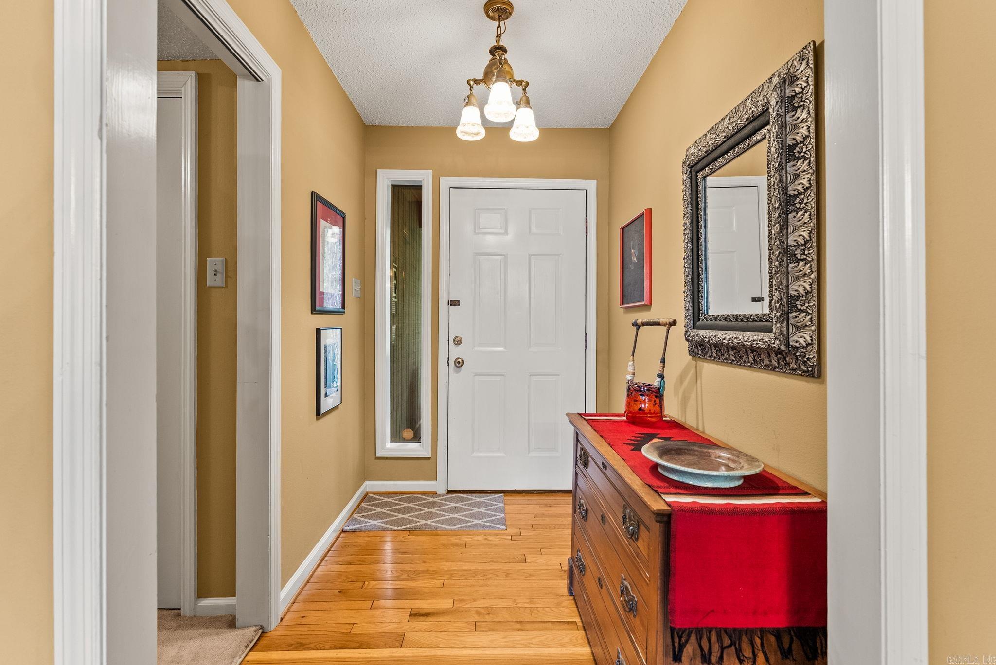 INDIAN HILLS - Residential