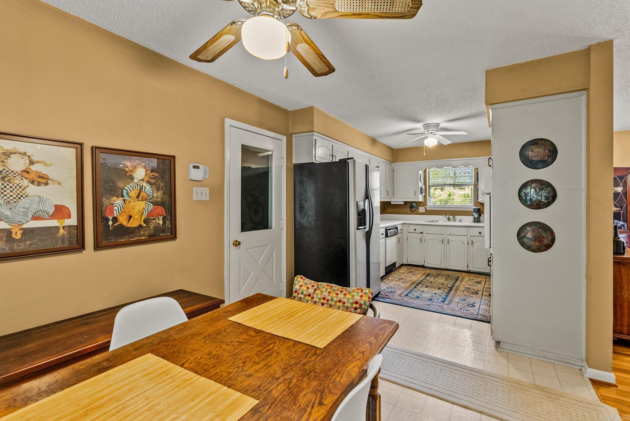 INDIAN HILLS - Residential