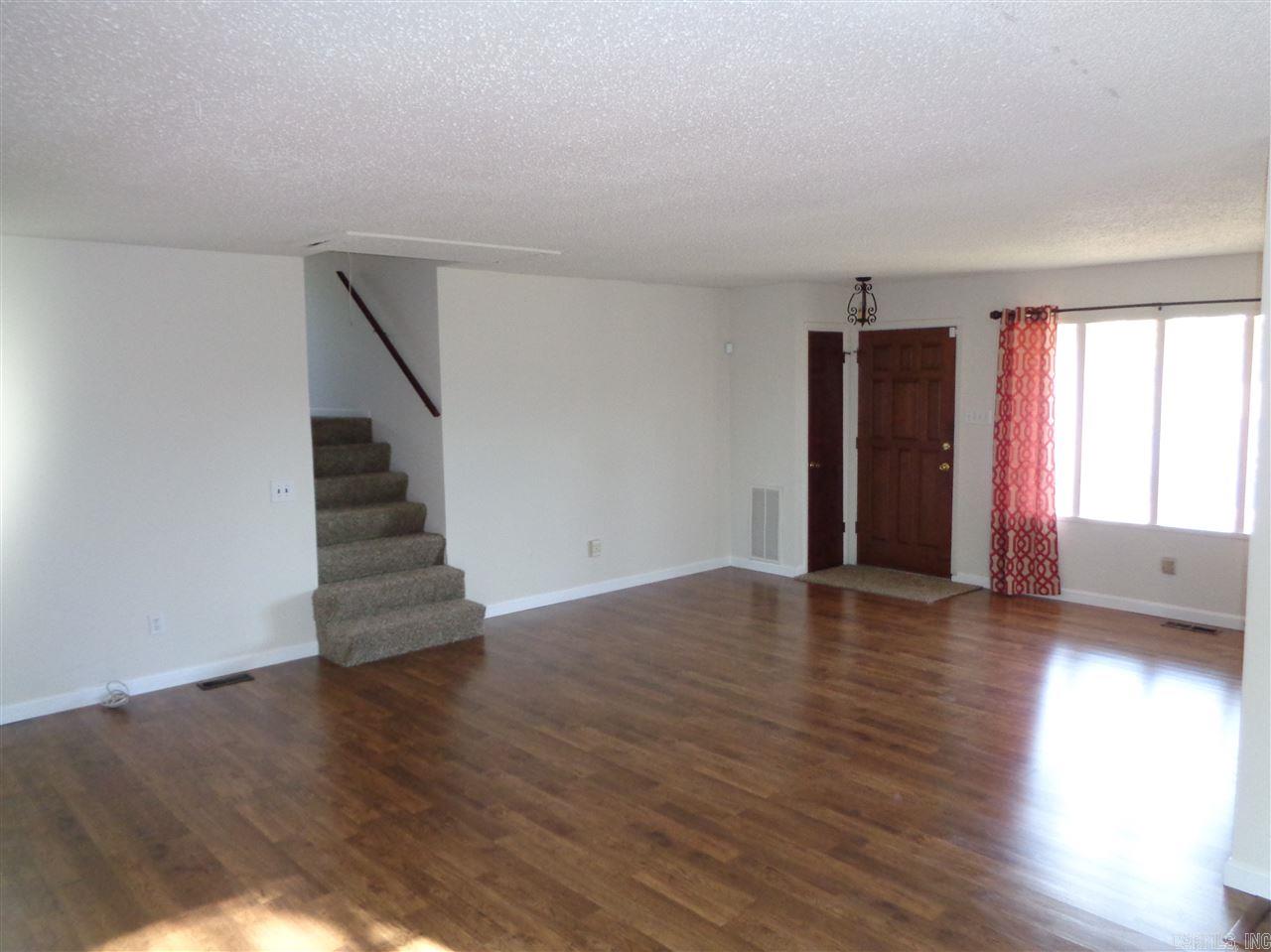PECAN LAKE - Residential