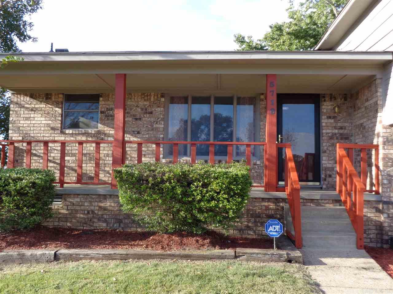 PECAN LAKE - Residential