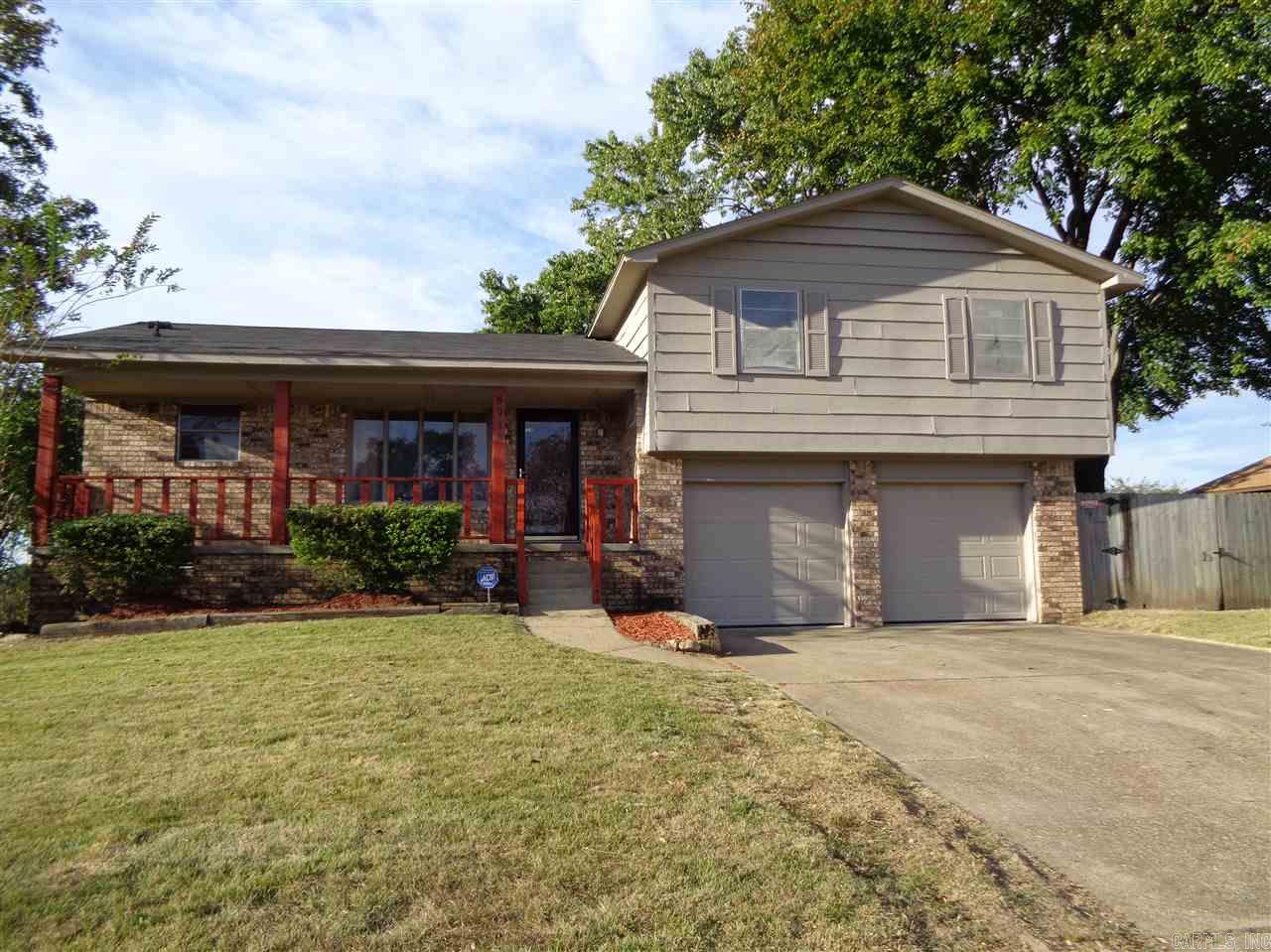 Clean and very nice Tri-level home on a large corner lot with 3 bedrooms, 2 & 1/2 baths, open great room with a fire place and featuring new interior and exterior paint, a new roof, new carpet and flooring and new garage doors. Refrigerator to convey. Call for more information.