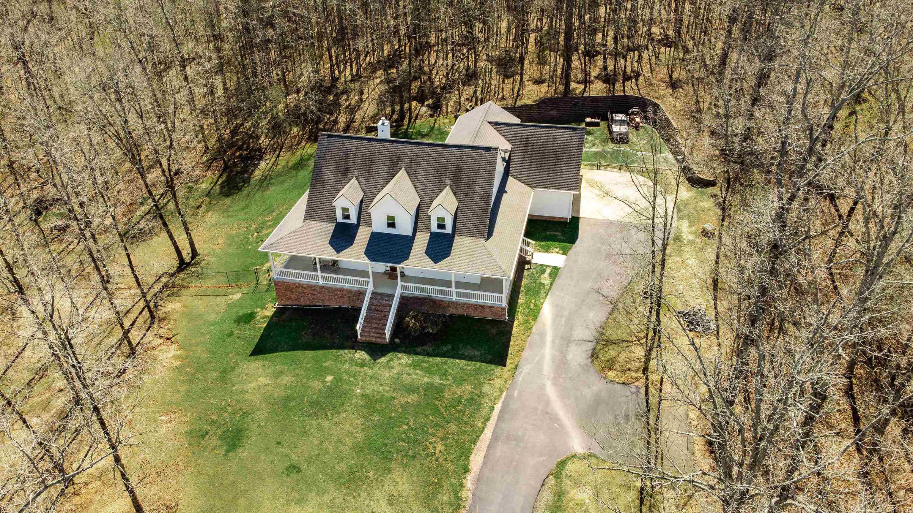 KENTUCKY FOOTHILLS - Residential
