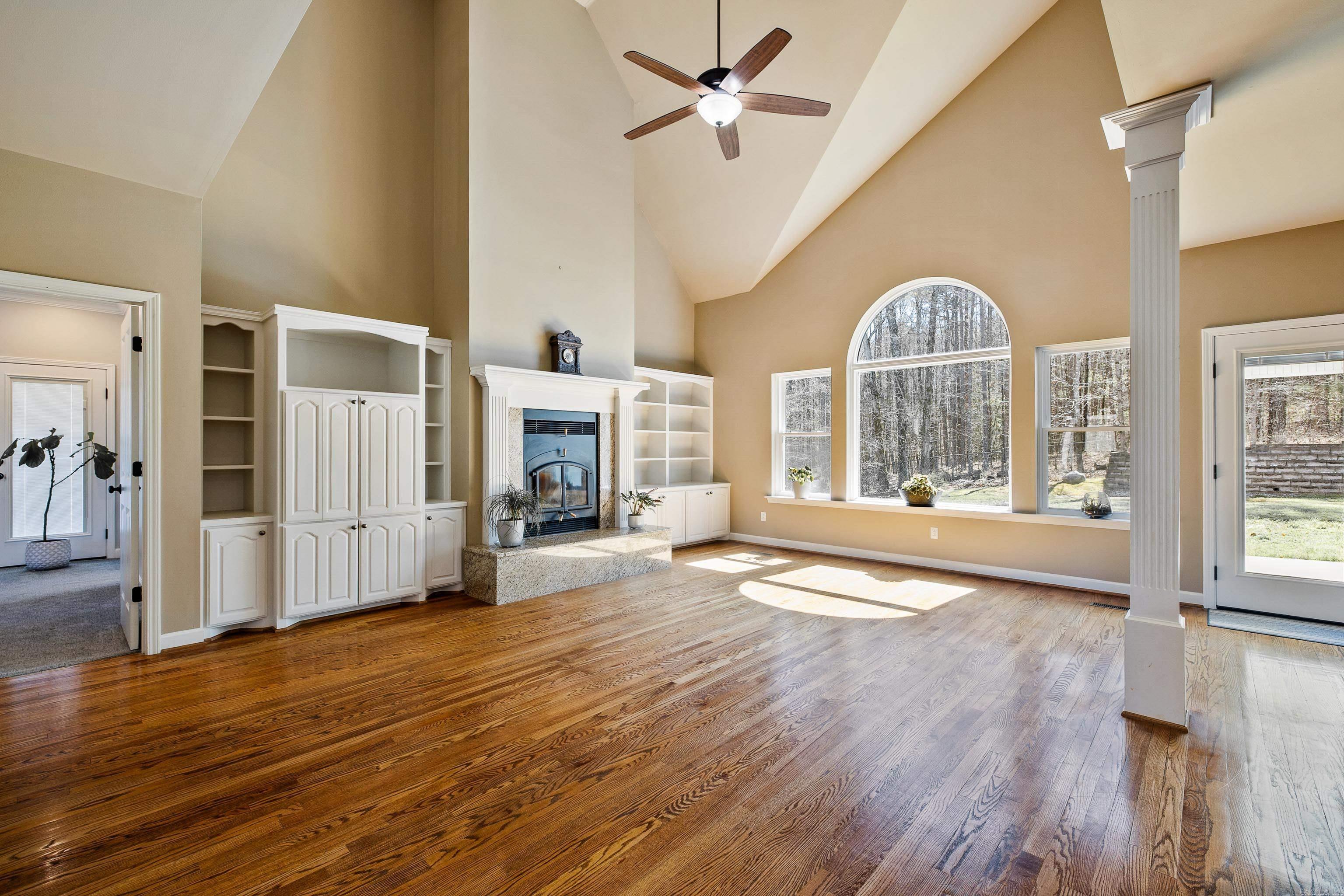 KENTUCKY FOOTHILLS - Residential