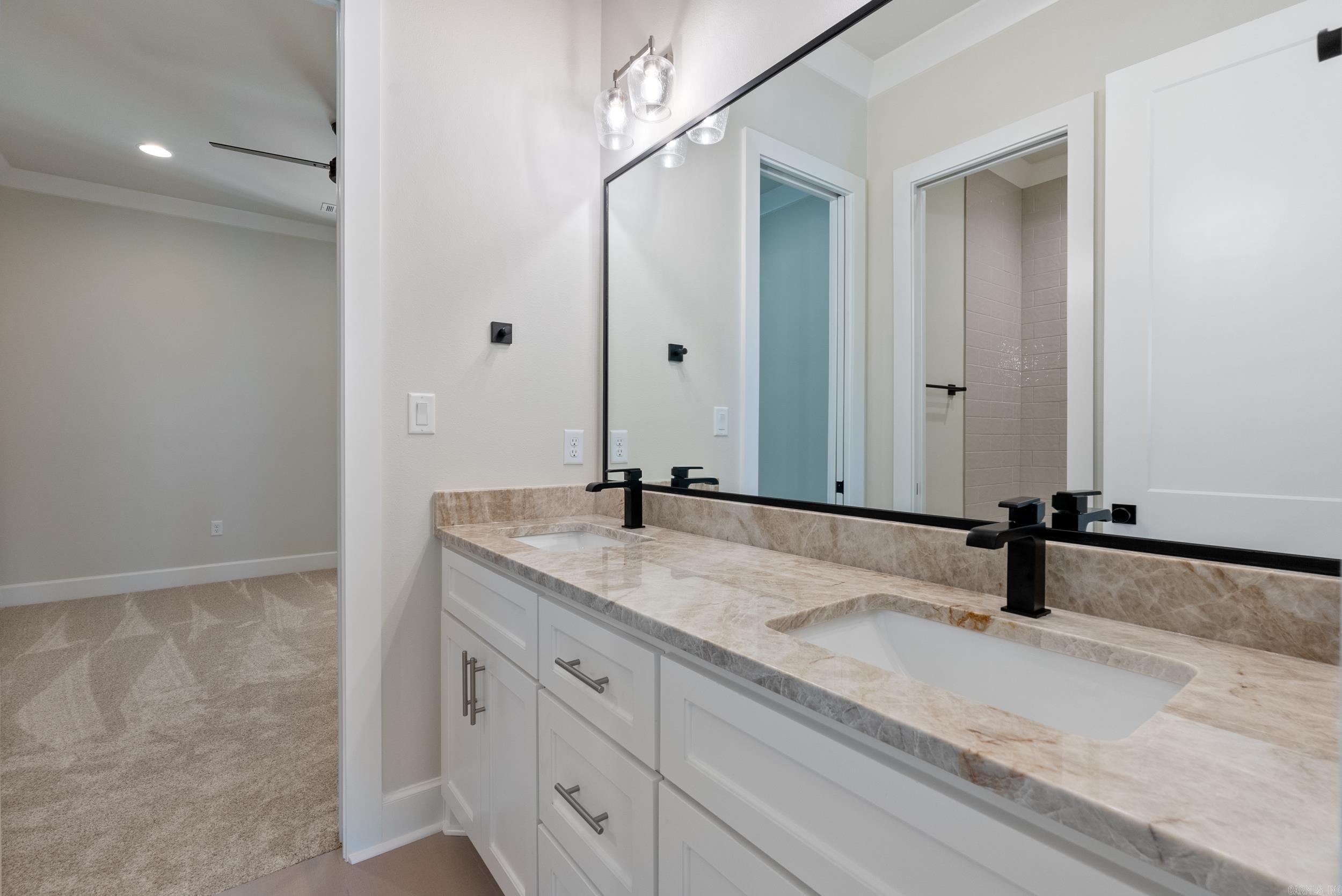 BEAR DEN ESTATES - Residential