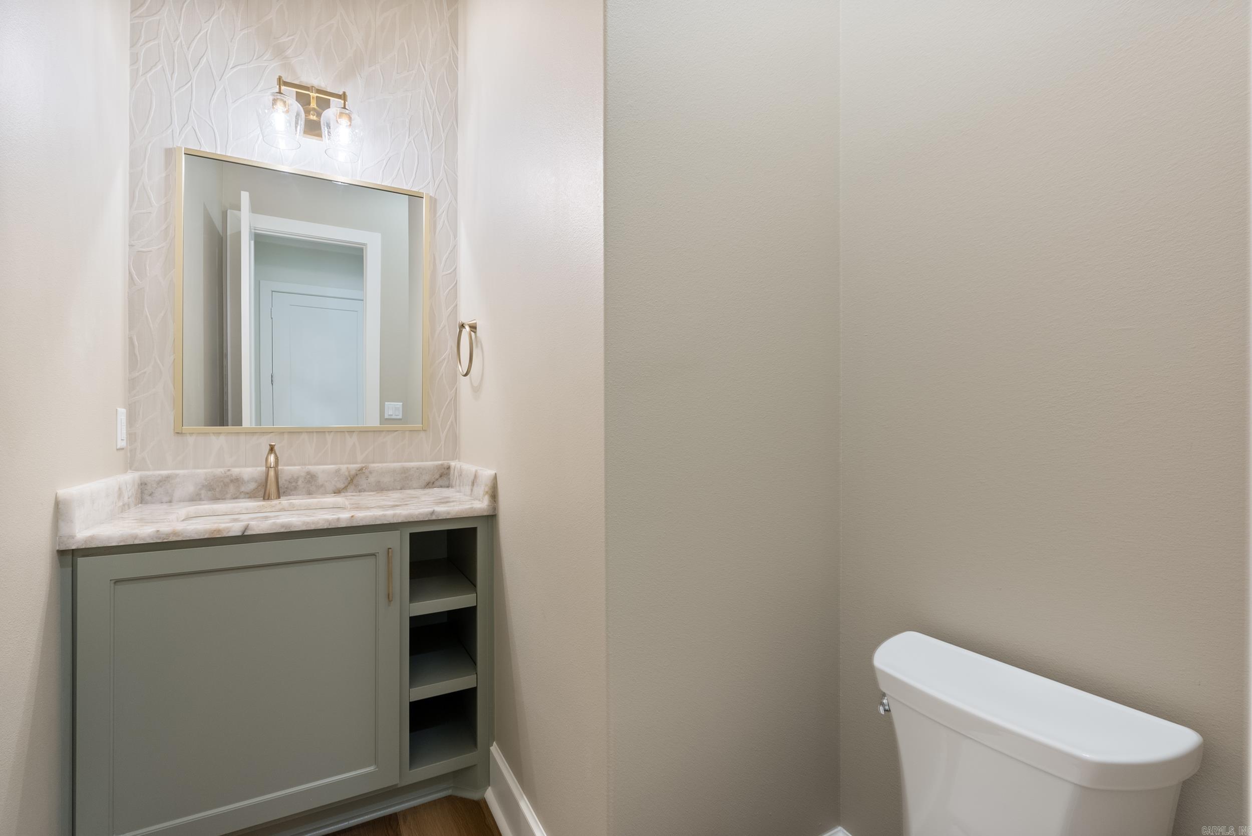BEAR DEN ESTATES - Residential