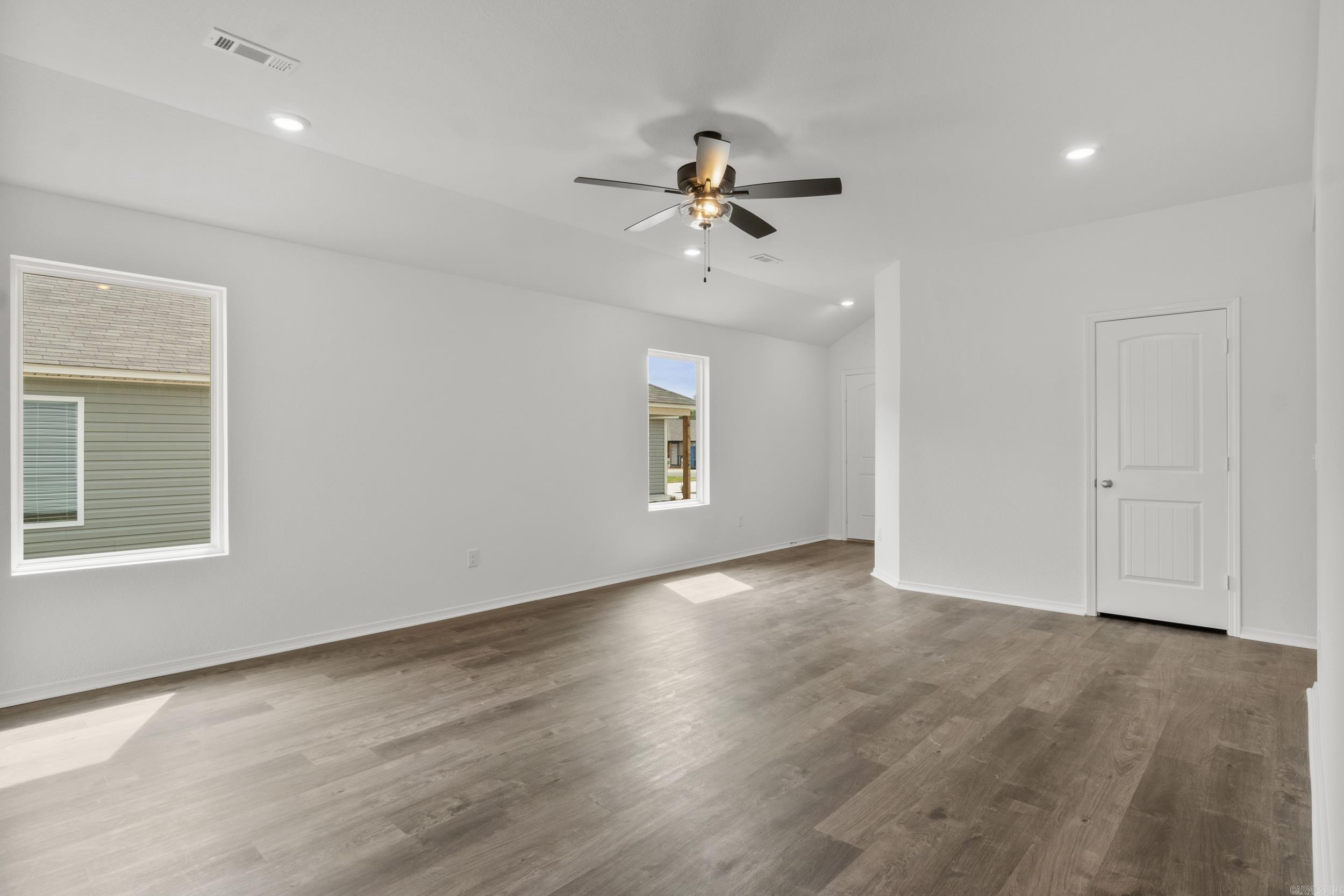 STAGECOACH MEADOWS - Residential