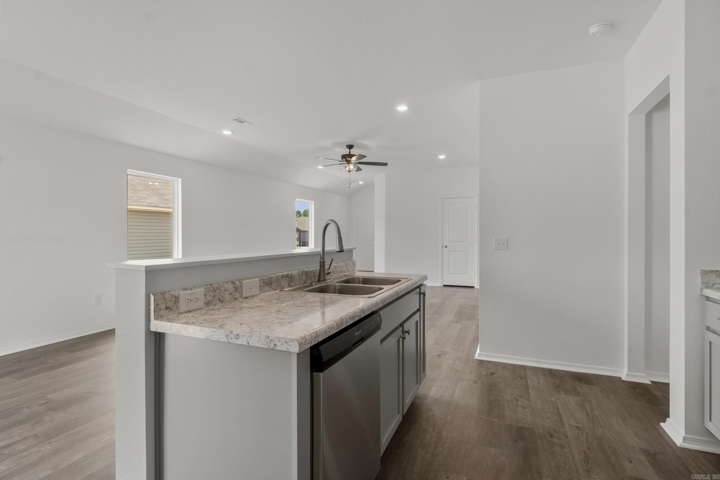 STAGECOACH MEADOWS - Residential