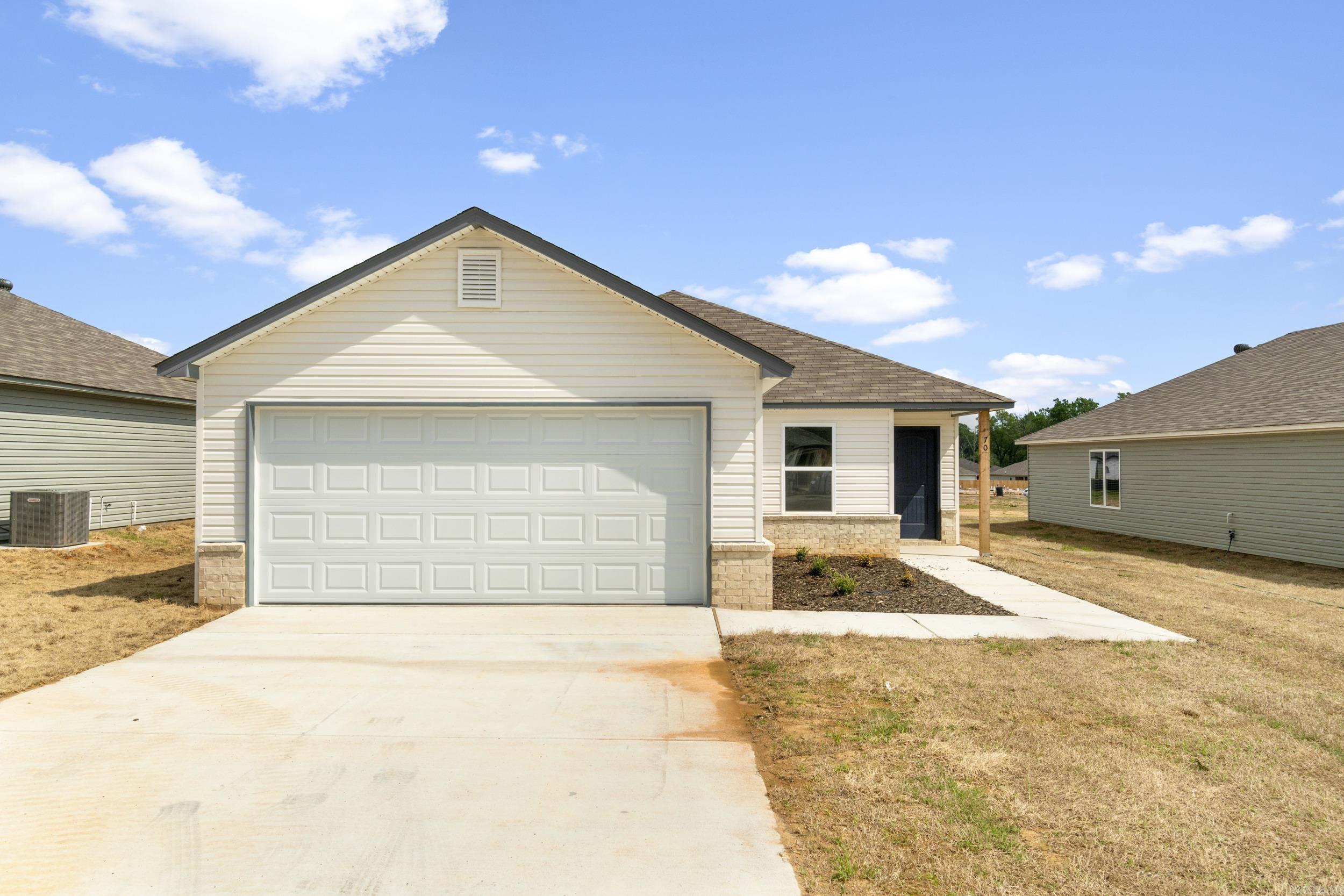 STAGECOACH MEADOWS - Residential