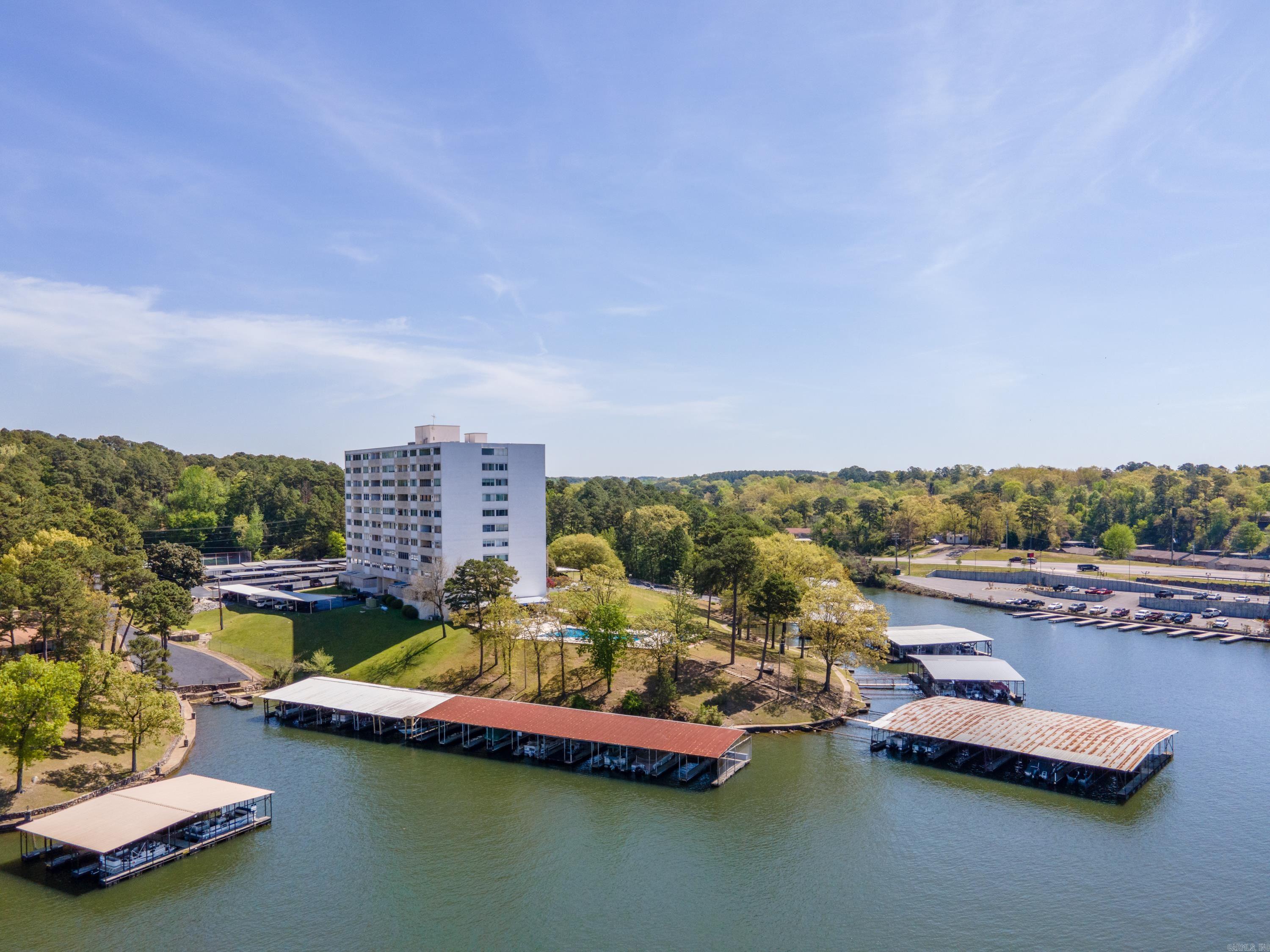 BEACON MANOR HPR - Residential