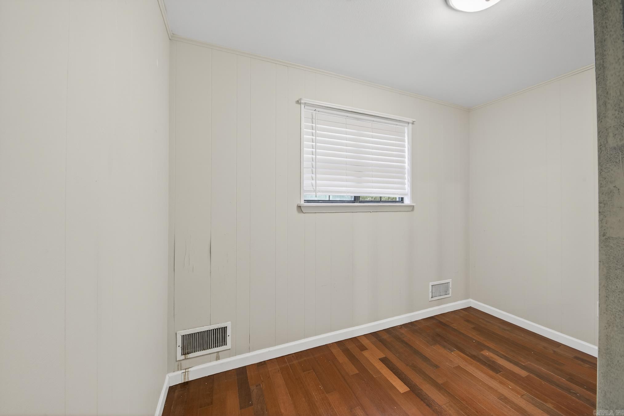 EAST MAIN - Residential