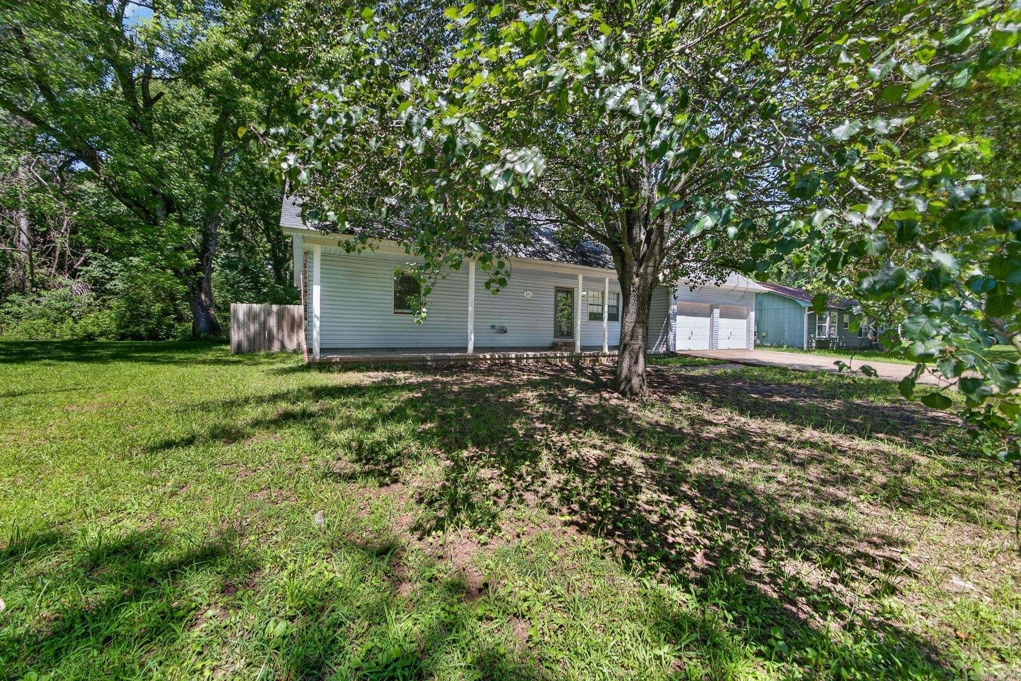 EAST MAIN - Residential