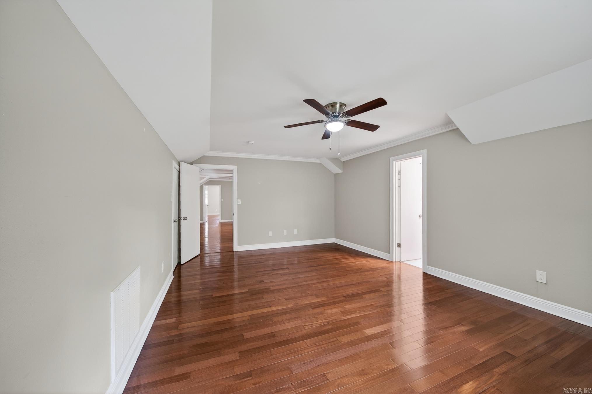 EAST MAIN - Residential