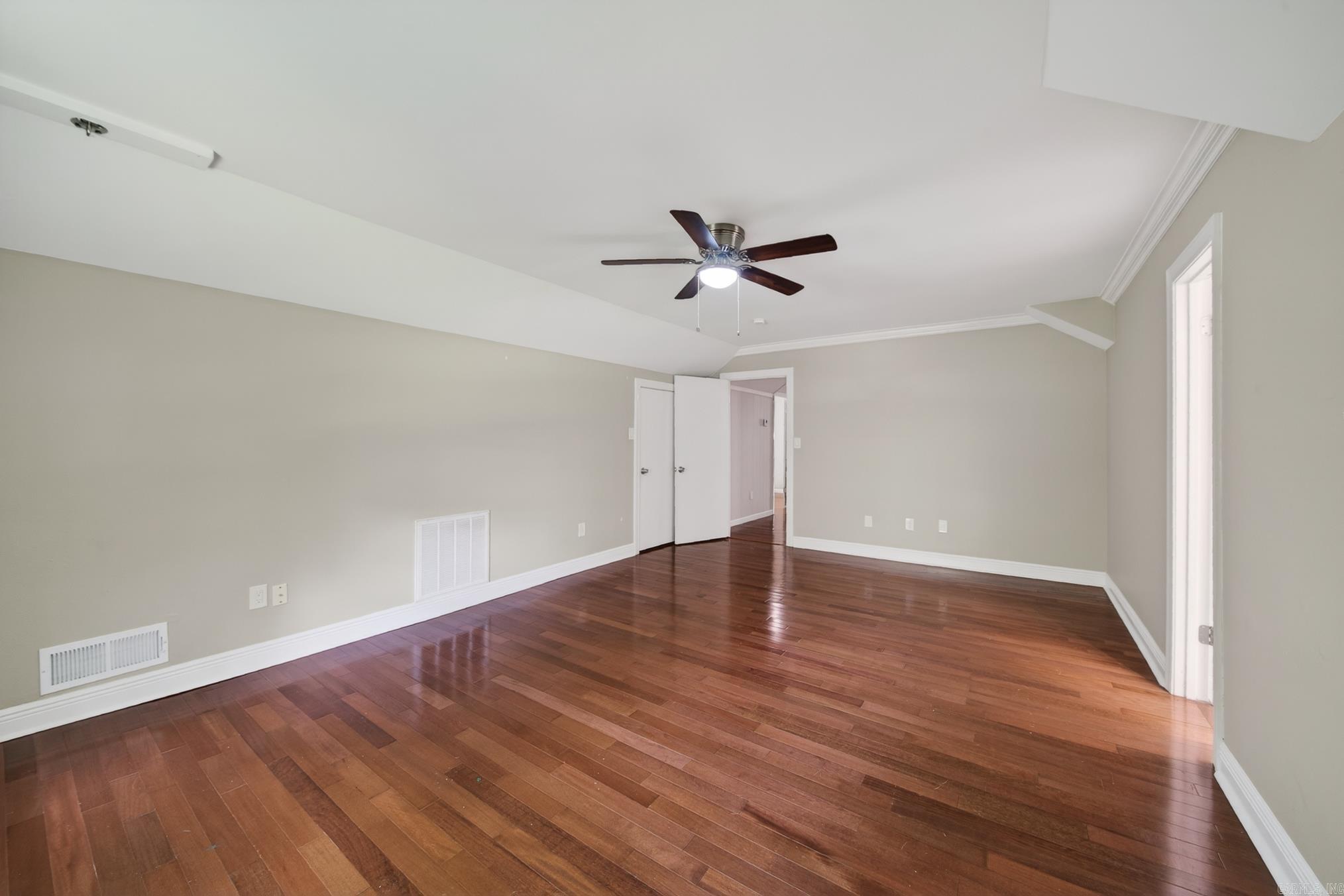 EAST MAIN - Residential