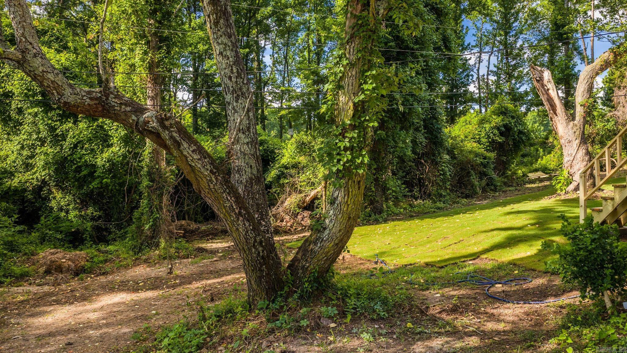 TWIN LAKES - Residential