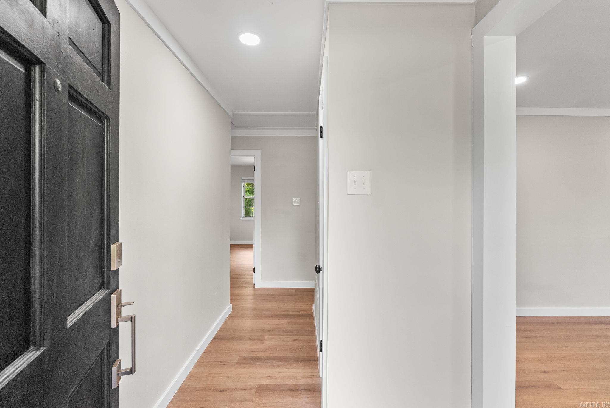 TWIN LAKES - Residential