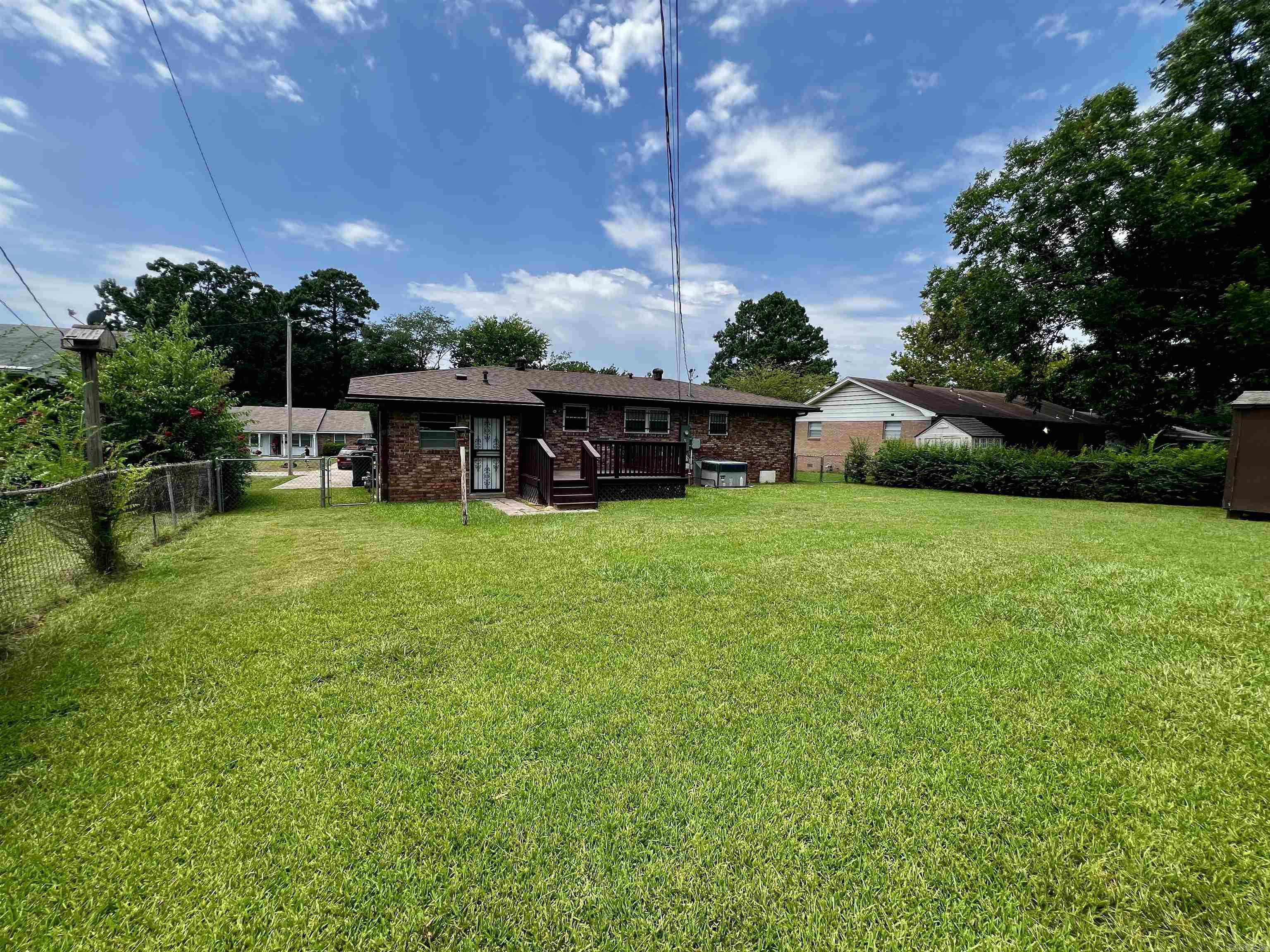 BROOKFIELD - Residential