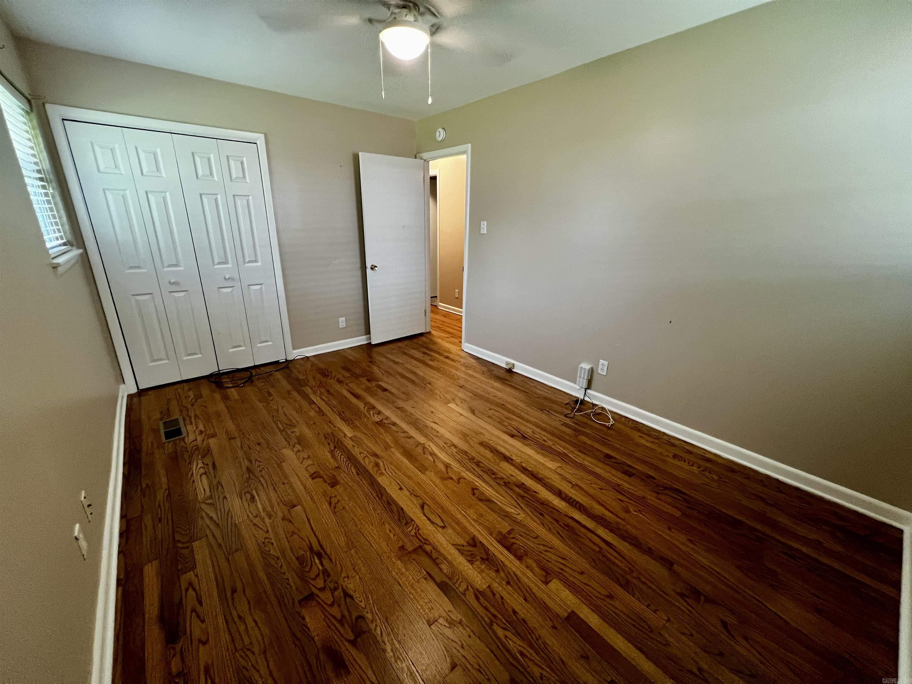 BROOKFIELD - Residential