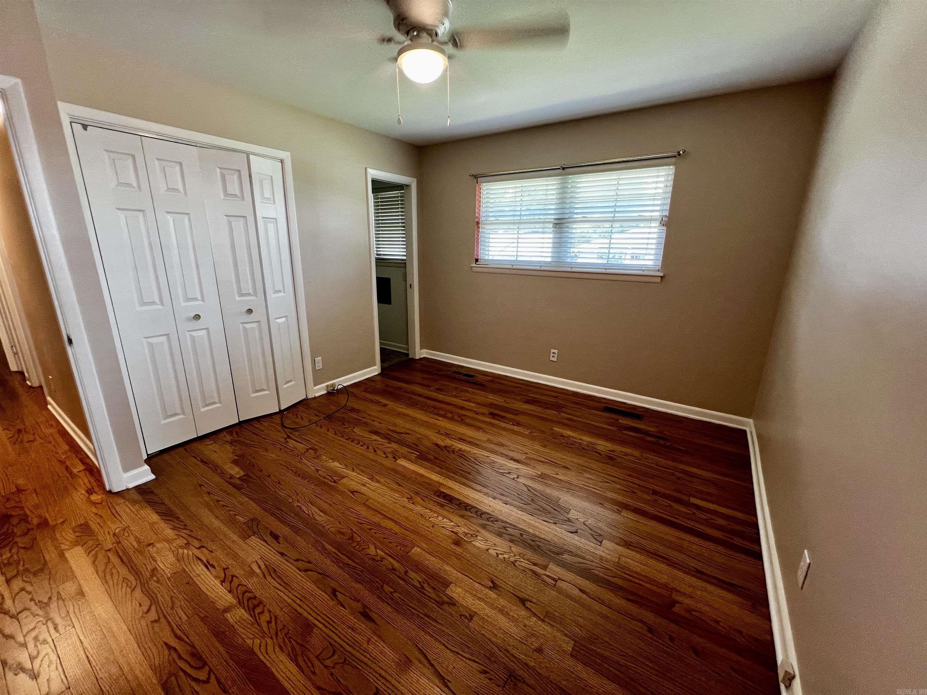 BROOKFIELD - Residential