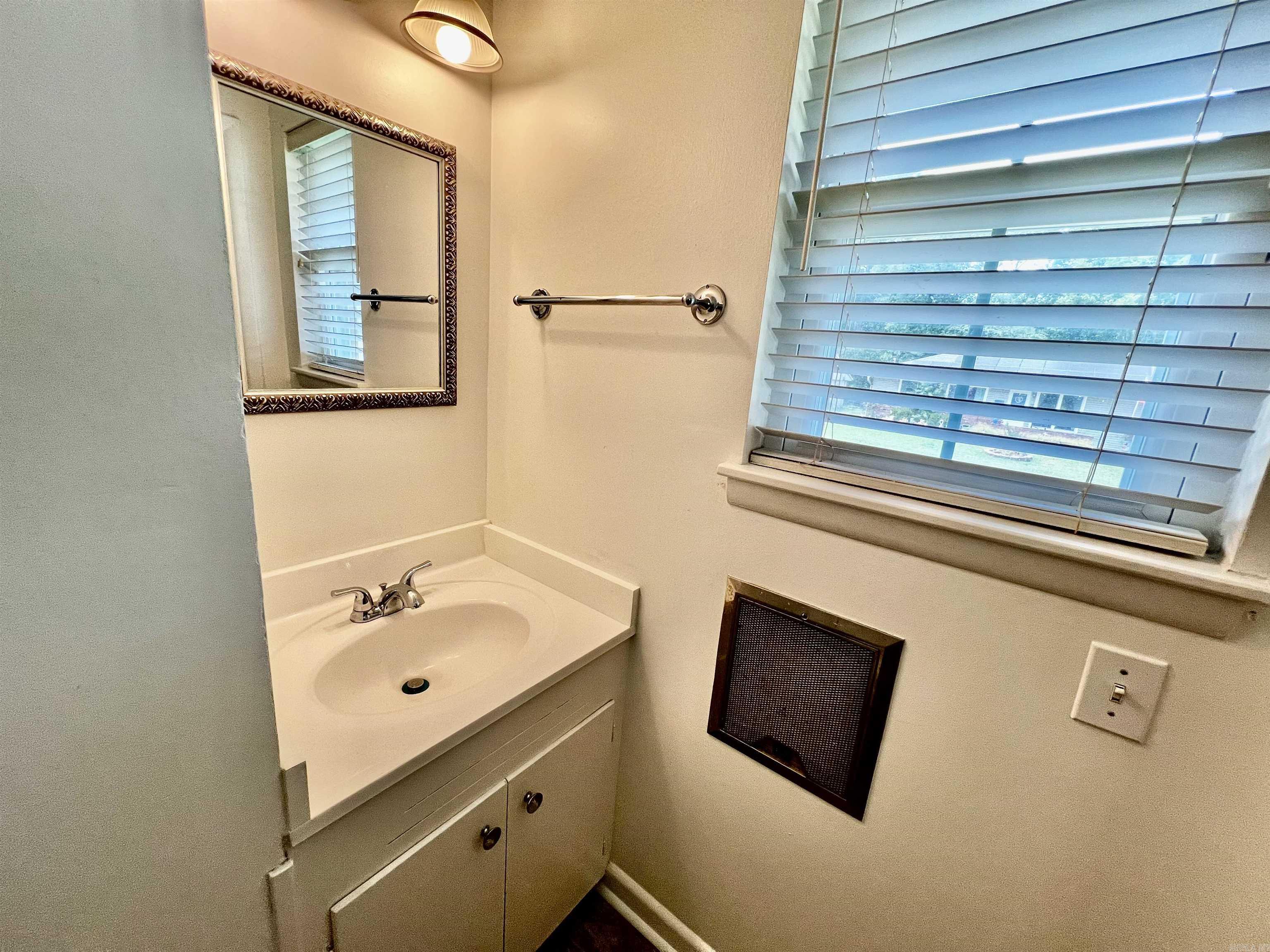 BROOKFIELD - Residential