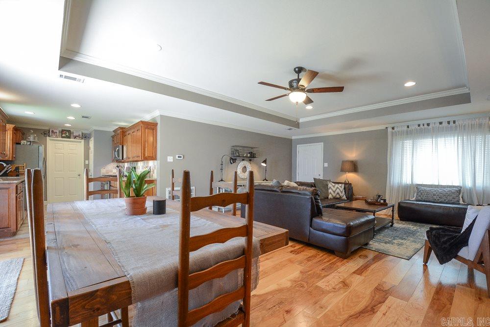 ARBOR OAKS - Residential