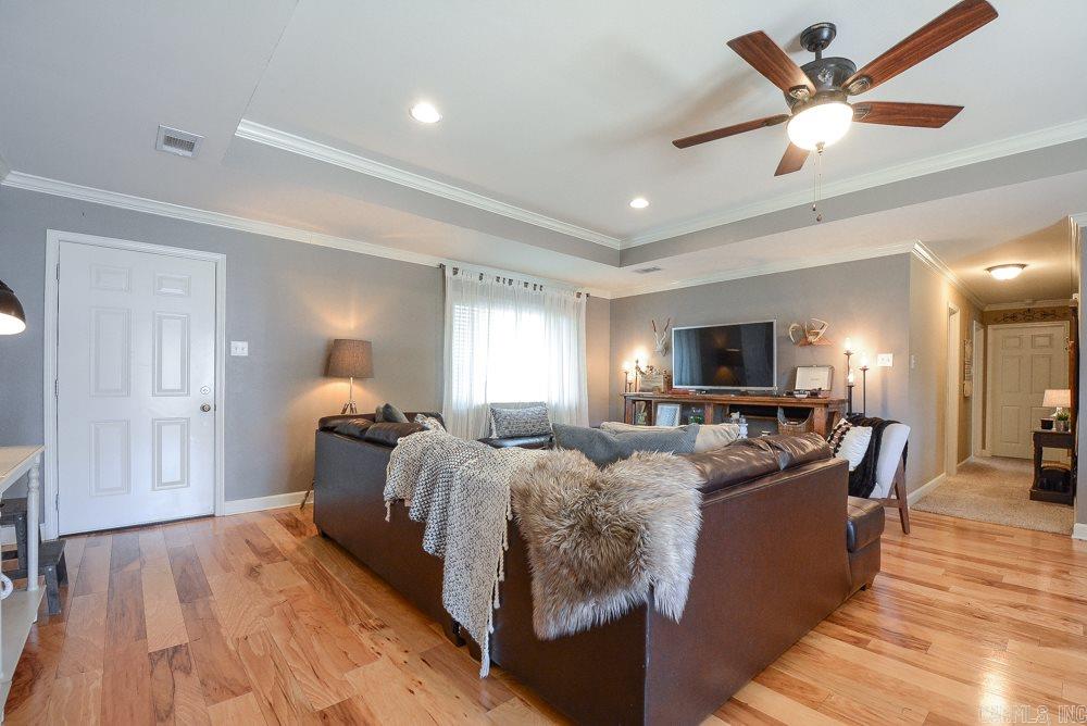 ARBOR OAKS - Residential