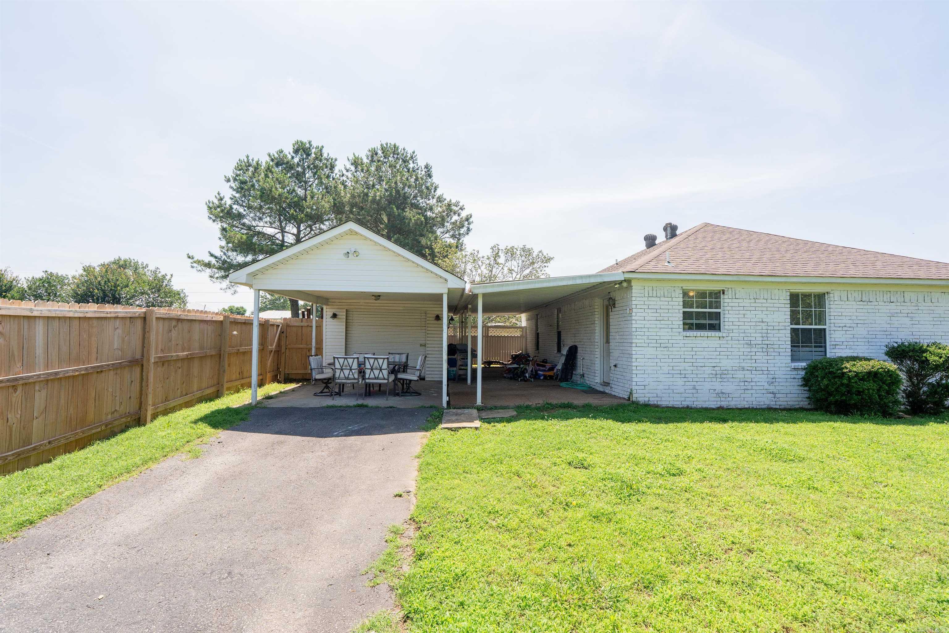 Summerview Terrace - Residential
