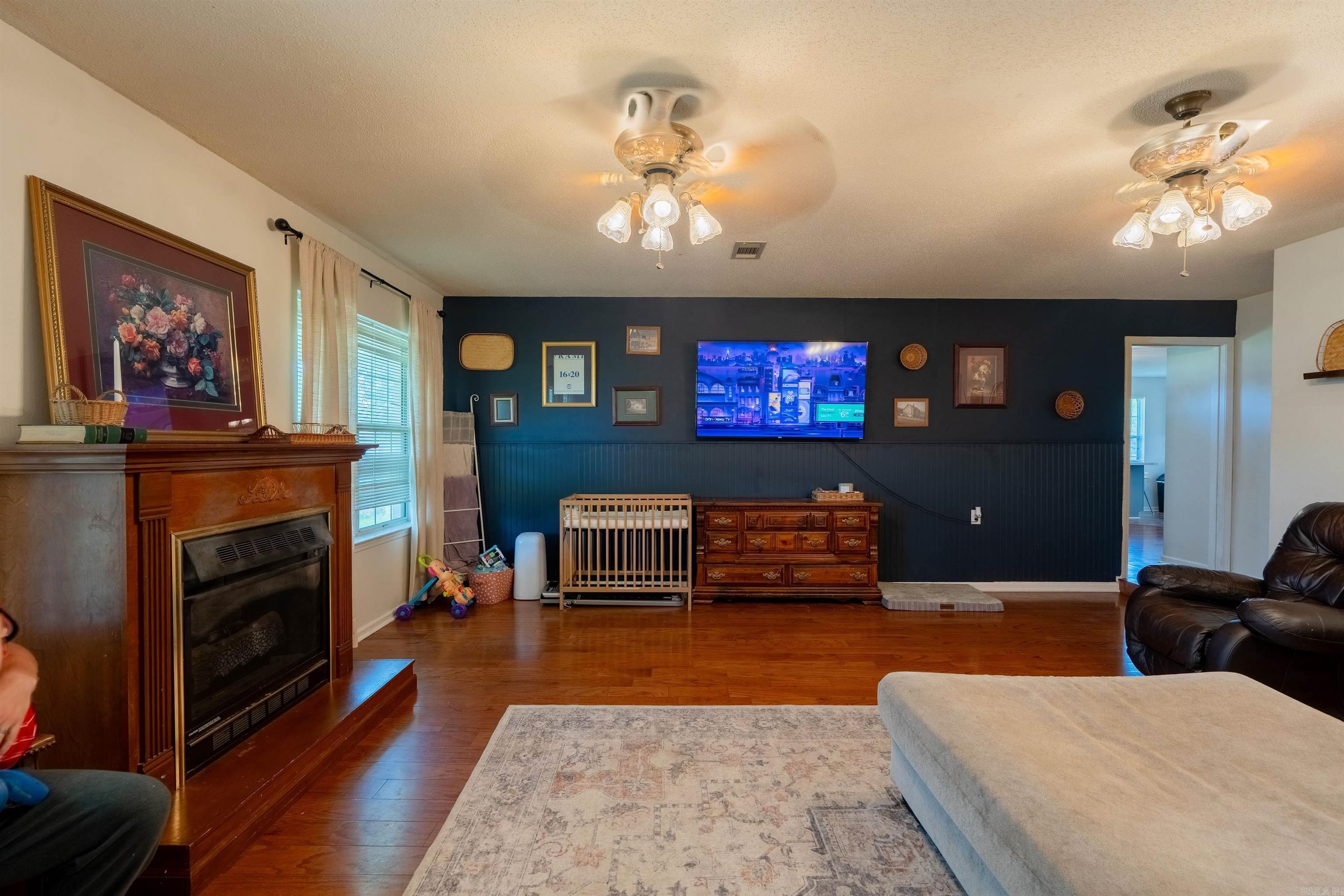 Summerview Terrace - Residential