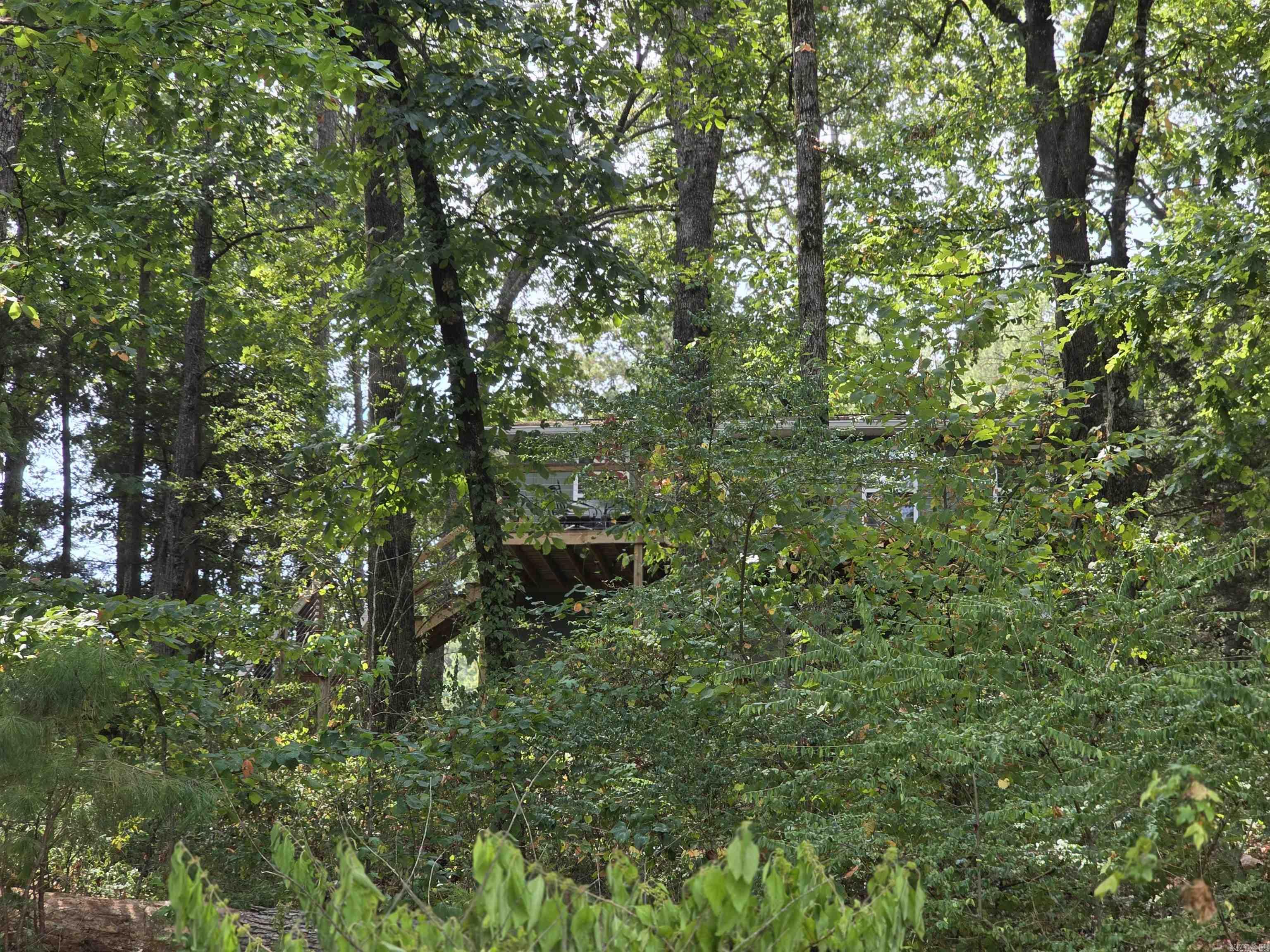 TWIN COVE ESTATES - LAKE - Residential