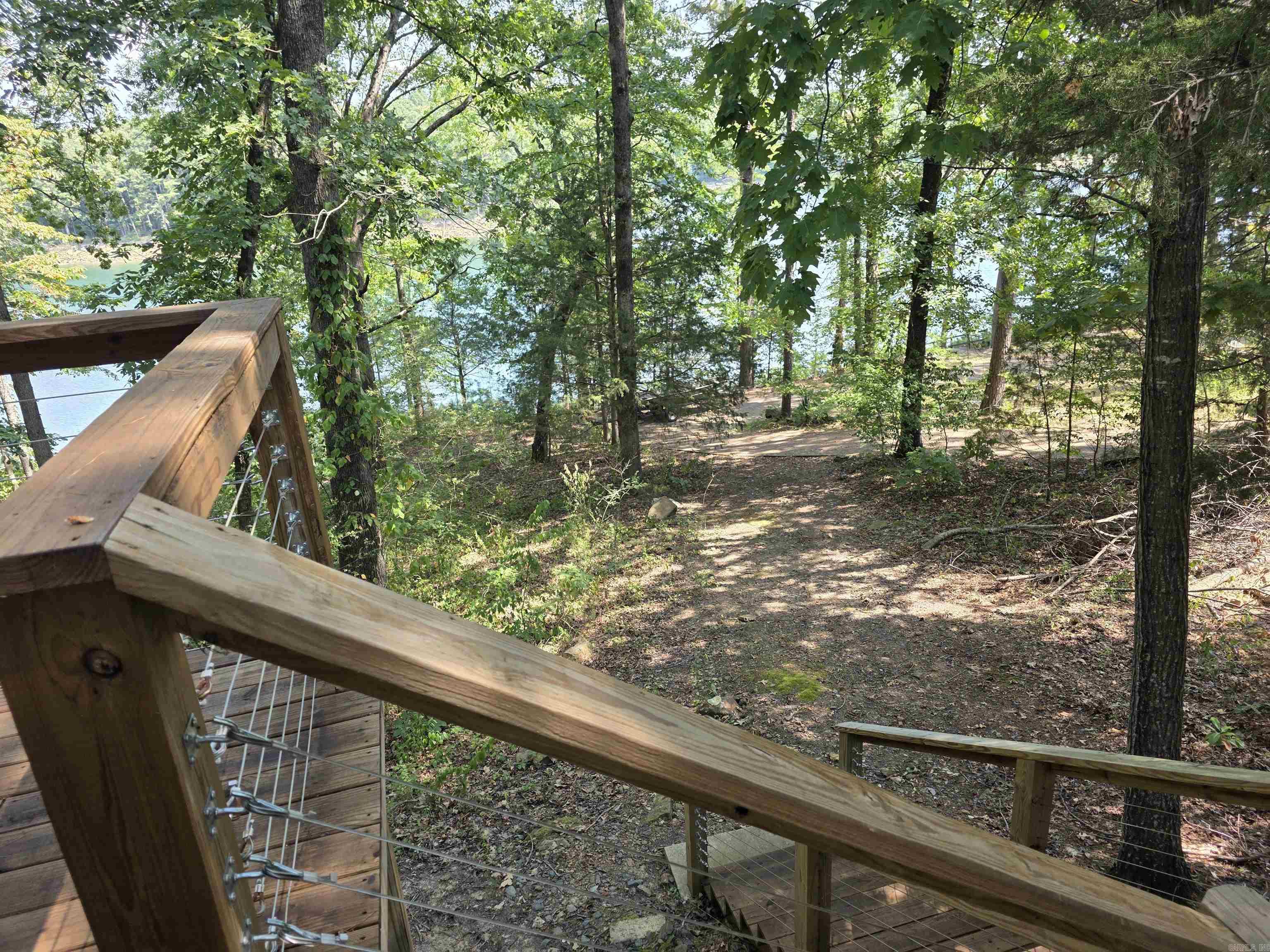 TWIN COVE ESTATES - LAKE - Residential