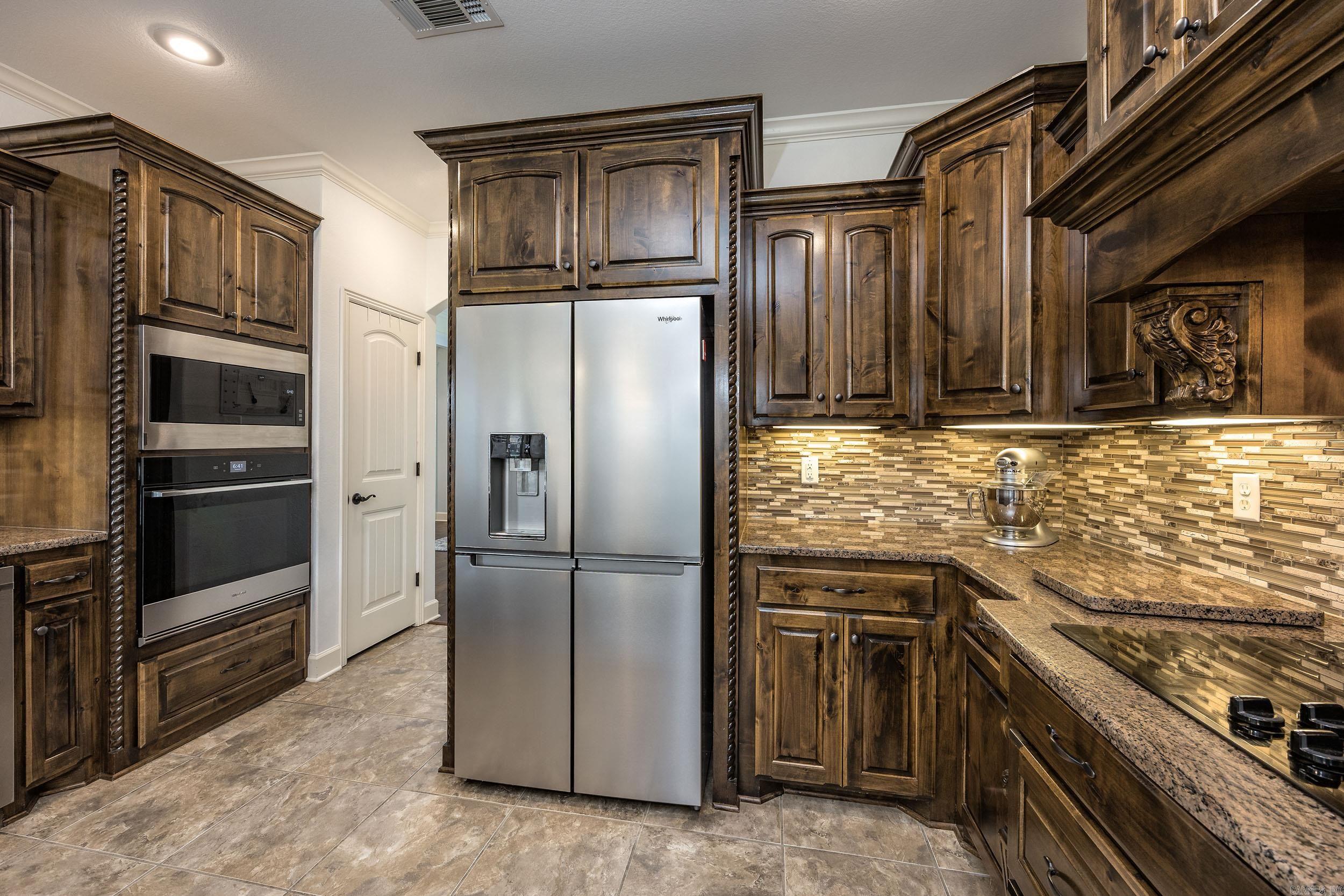 SHADOW CREEK - Residential