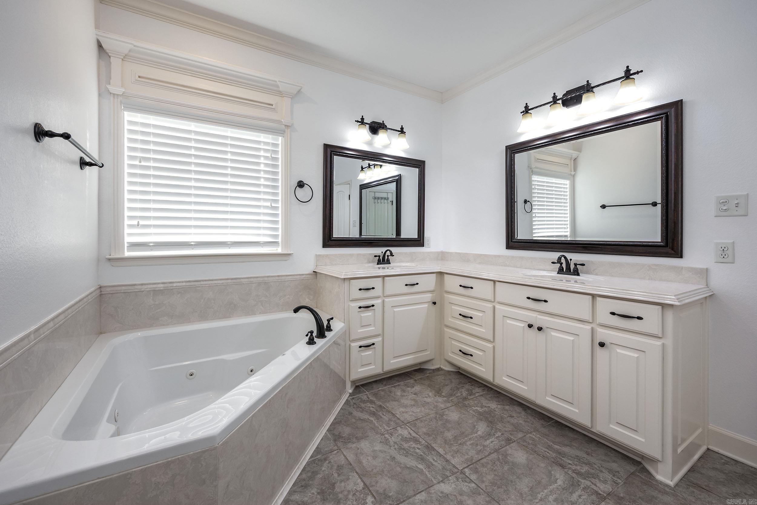 SHADOW CREEK - Residential