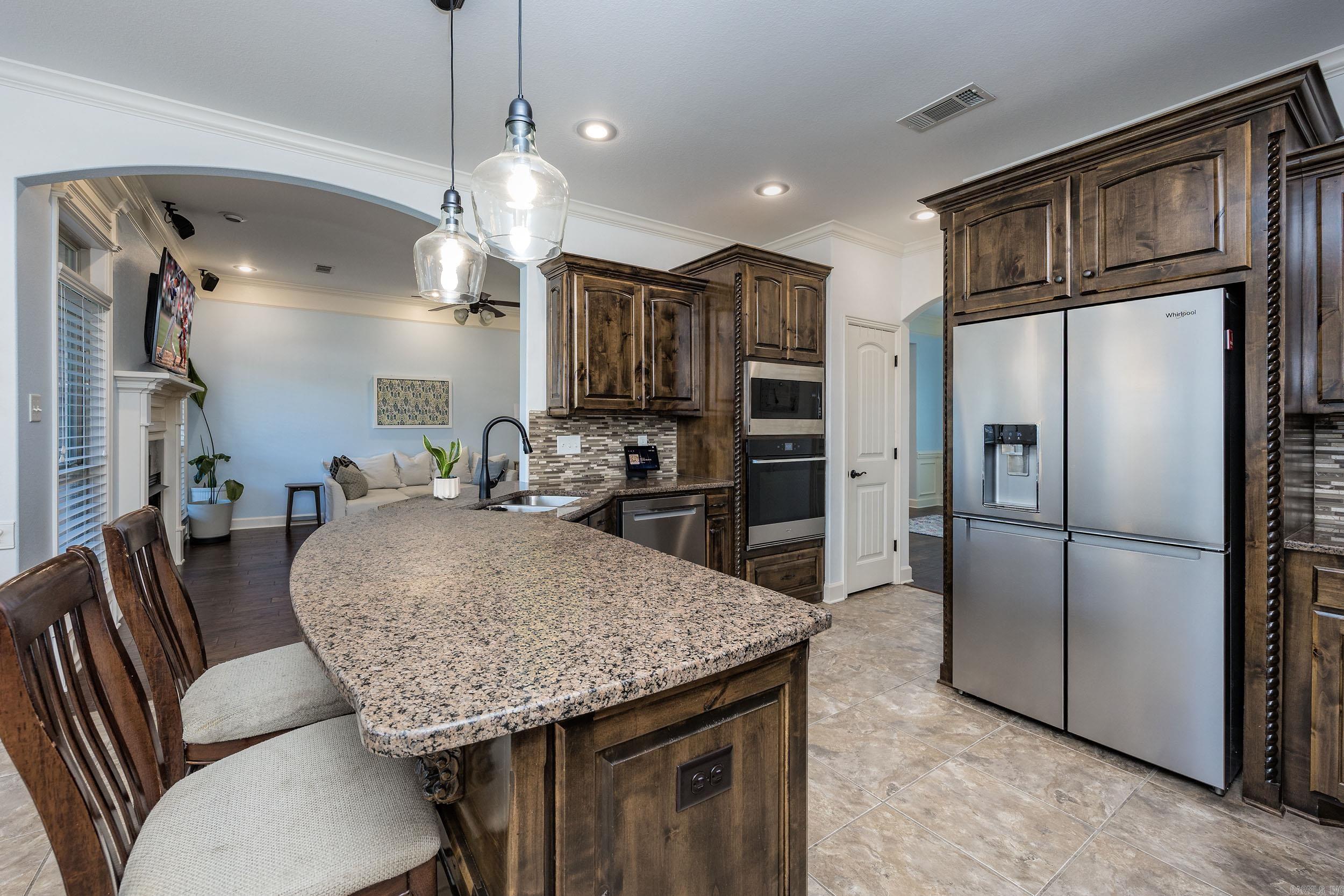 SHADOW CREEK - Residential