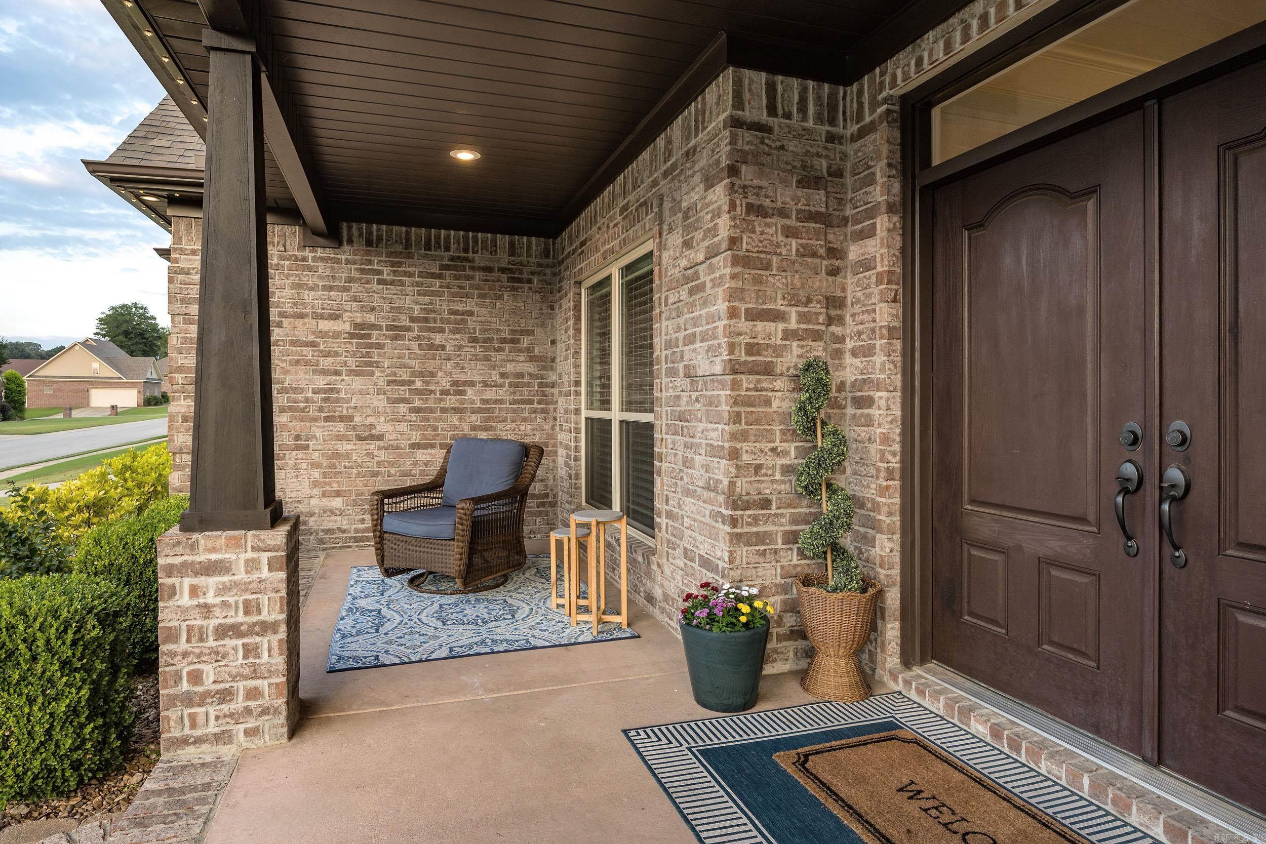 SHADOW CREEK - Residential