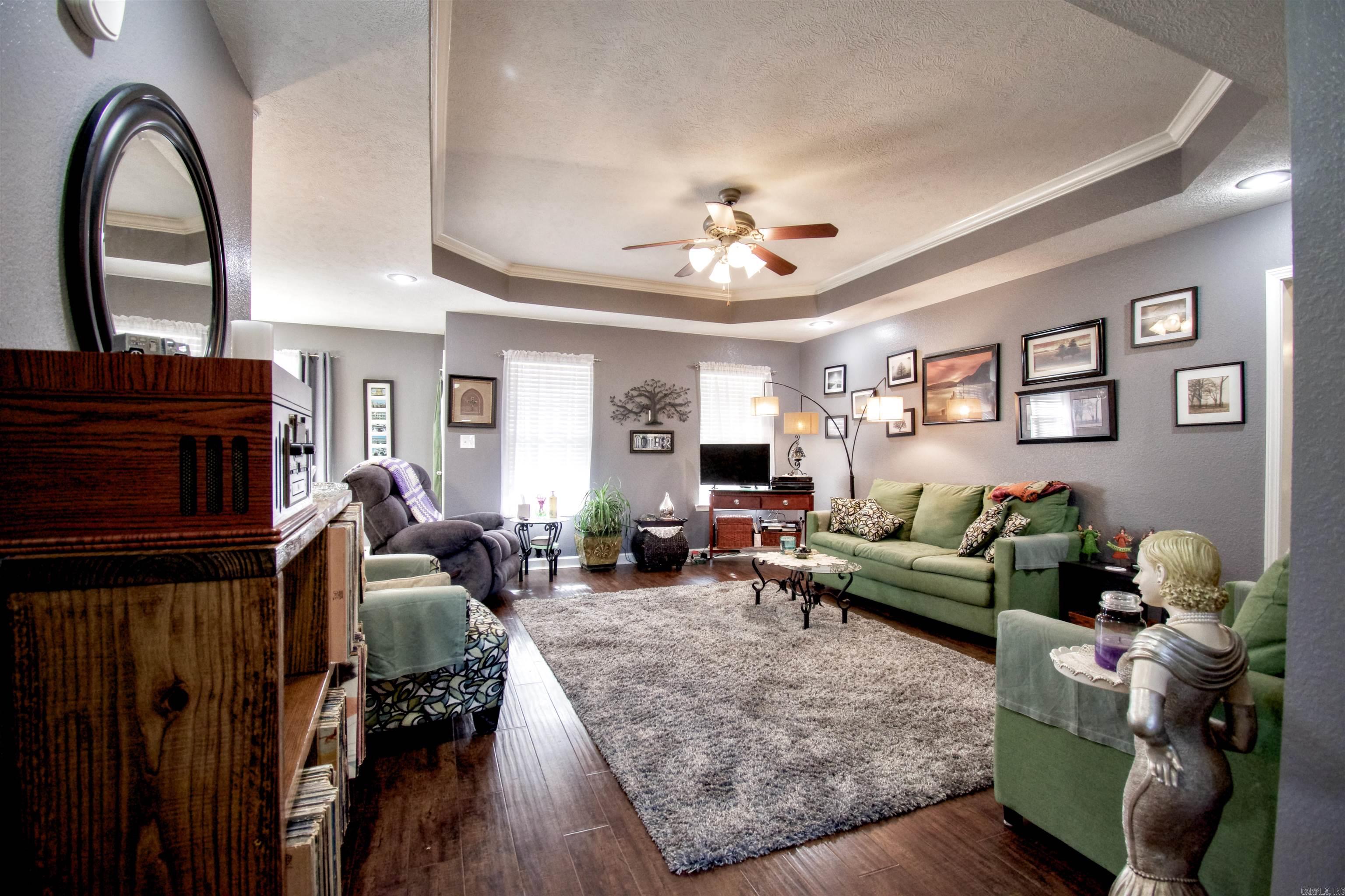 JEWELS ESTATES - Residential