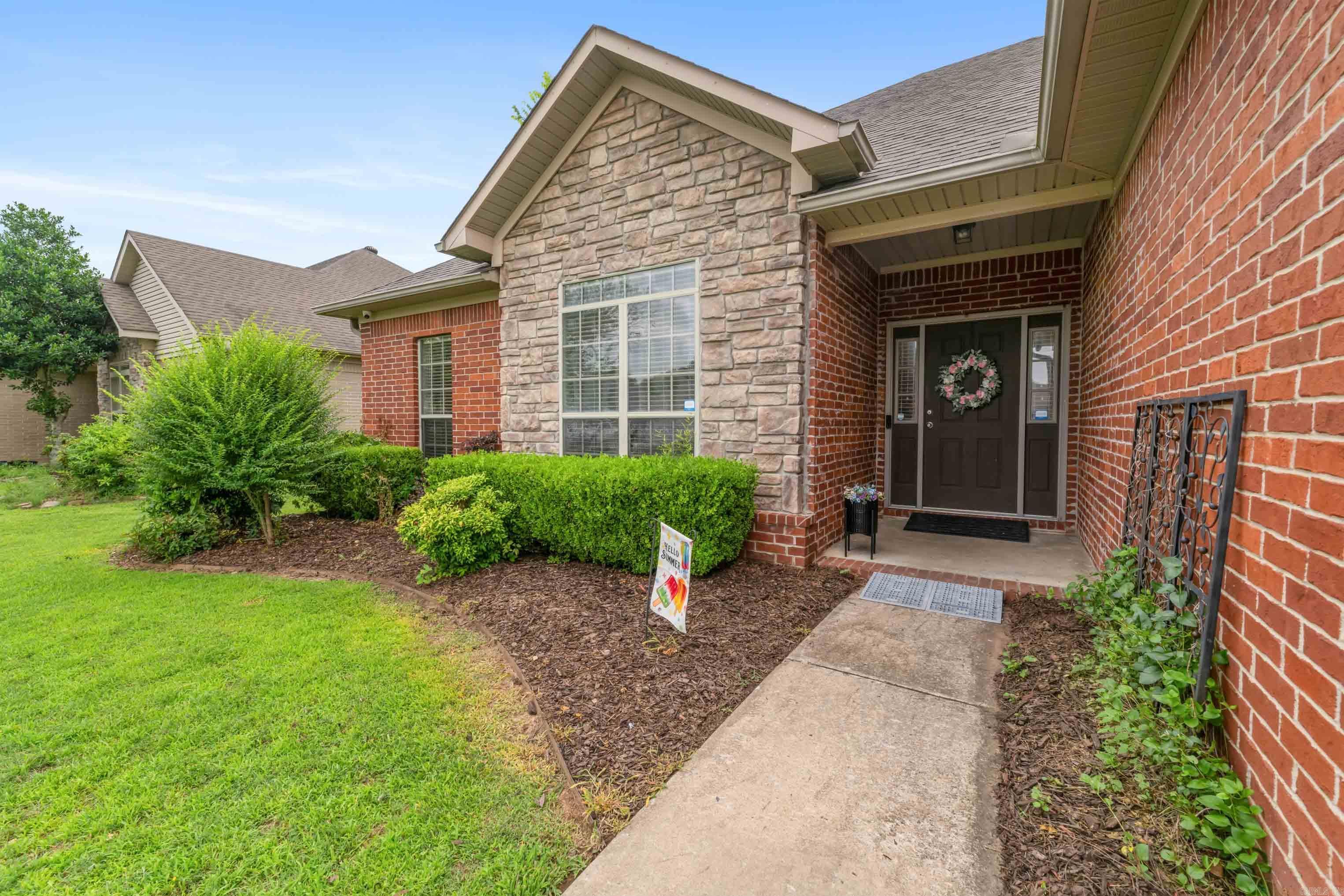 CLUB CREEK - Residential