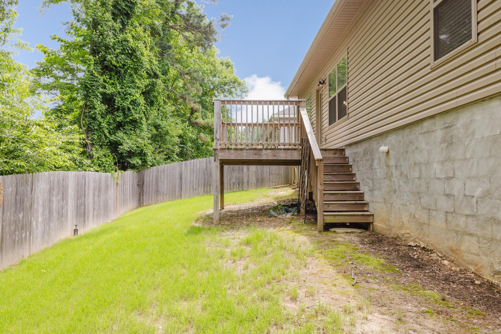 WESTERN WOODS - Residential
