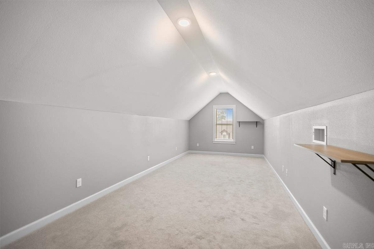 CHENAL VALLEY EPERNAY PLACE - Residential
