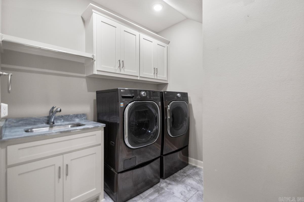 CHENAL VALLEY EPERNAY PLACE - Residential
