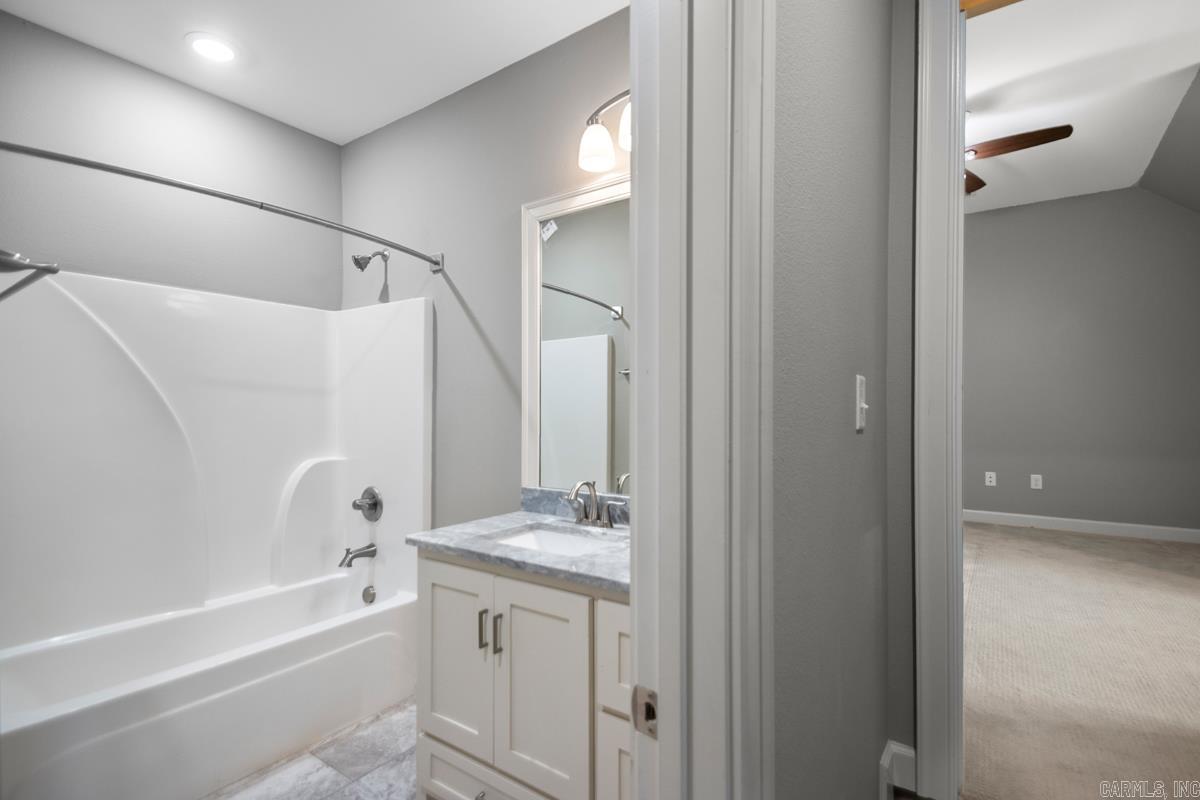 CHENAL VALLEY EPERNAY PLACE - Residential