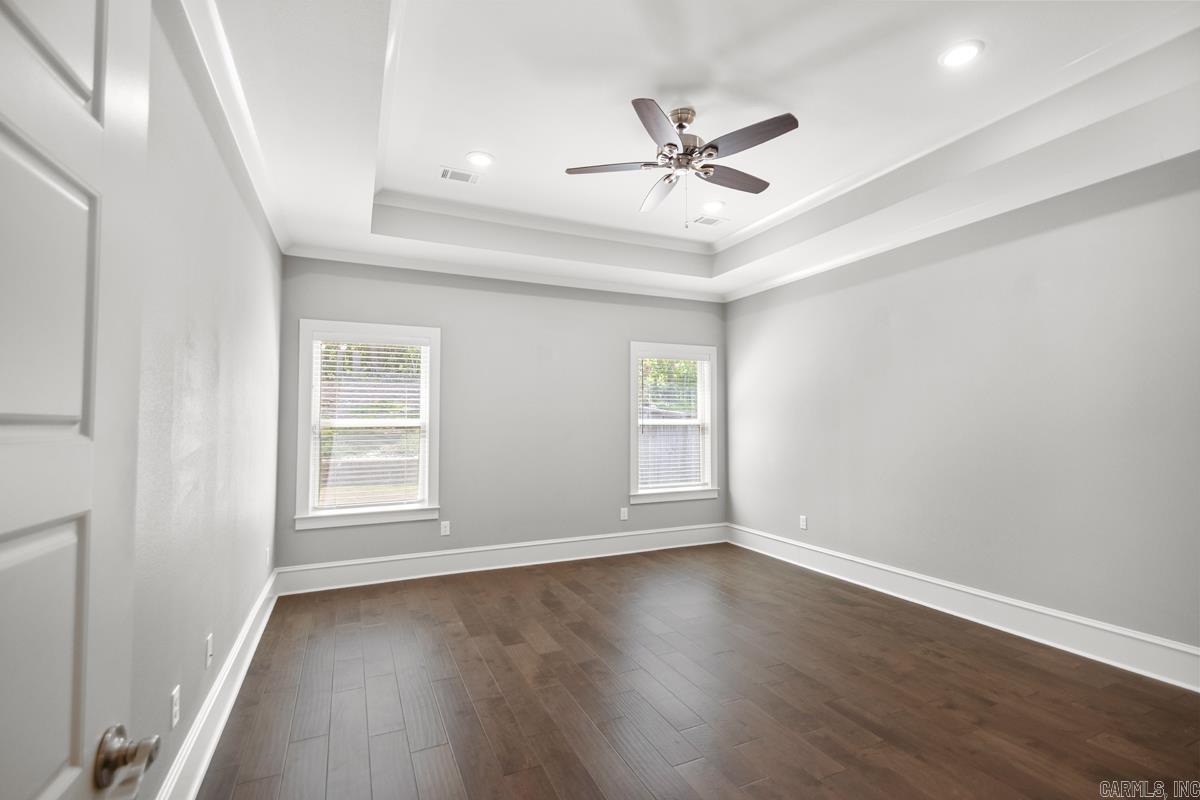 CHENAL VALLEY EPERNAY PLACE - Residential