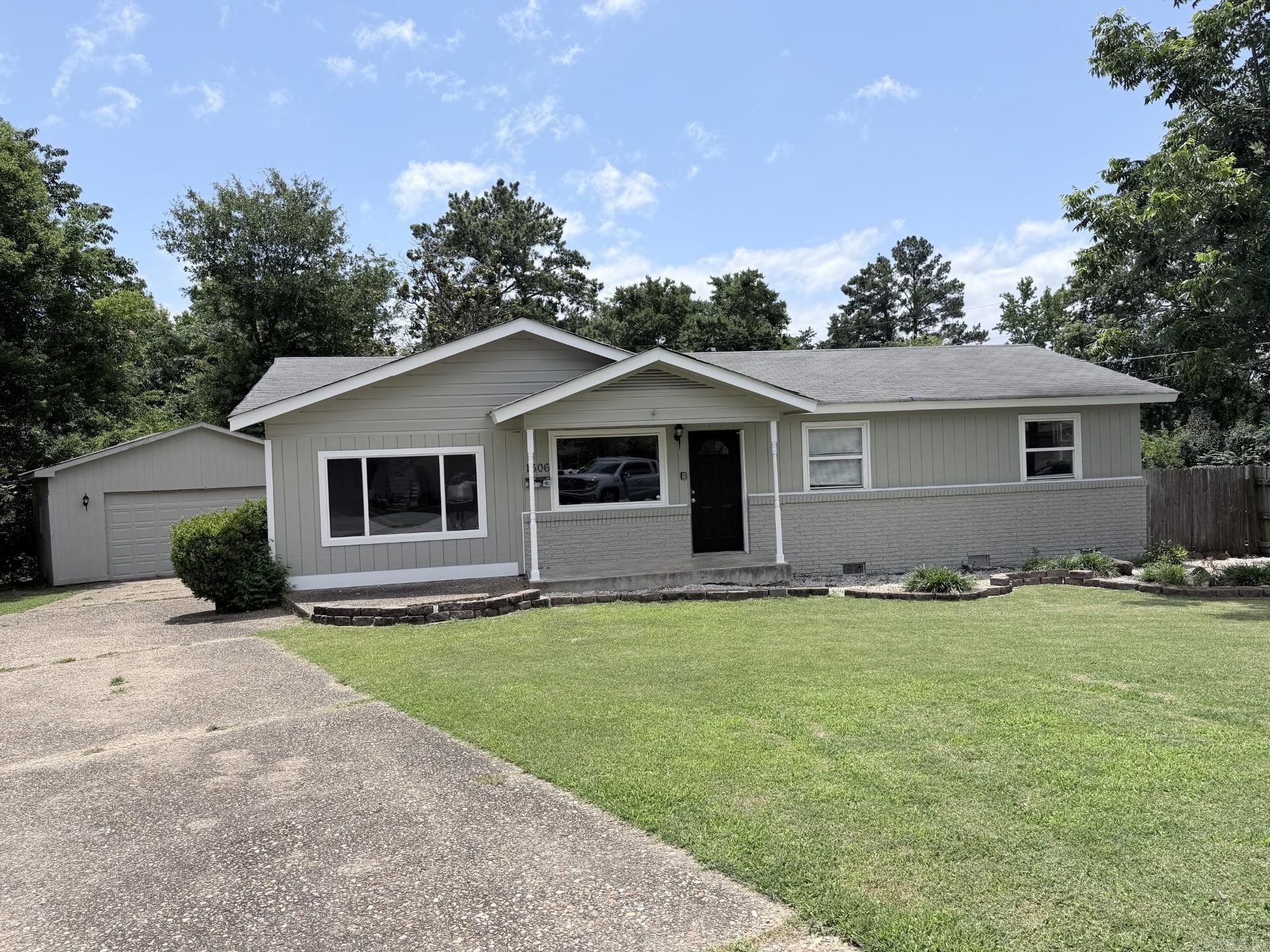 Western Acres - Residential