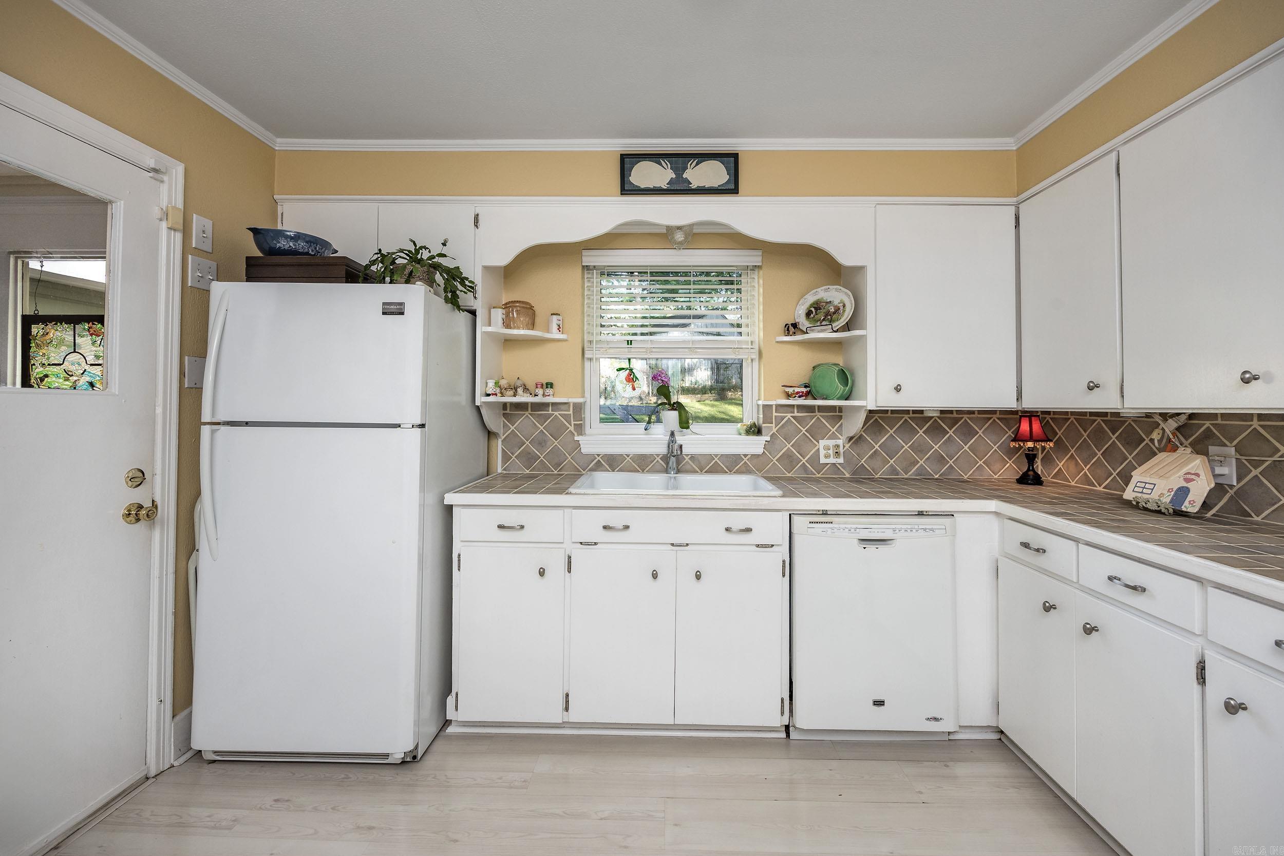 KINGWOOD PLACE - Residential