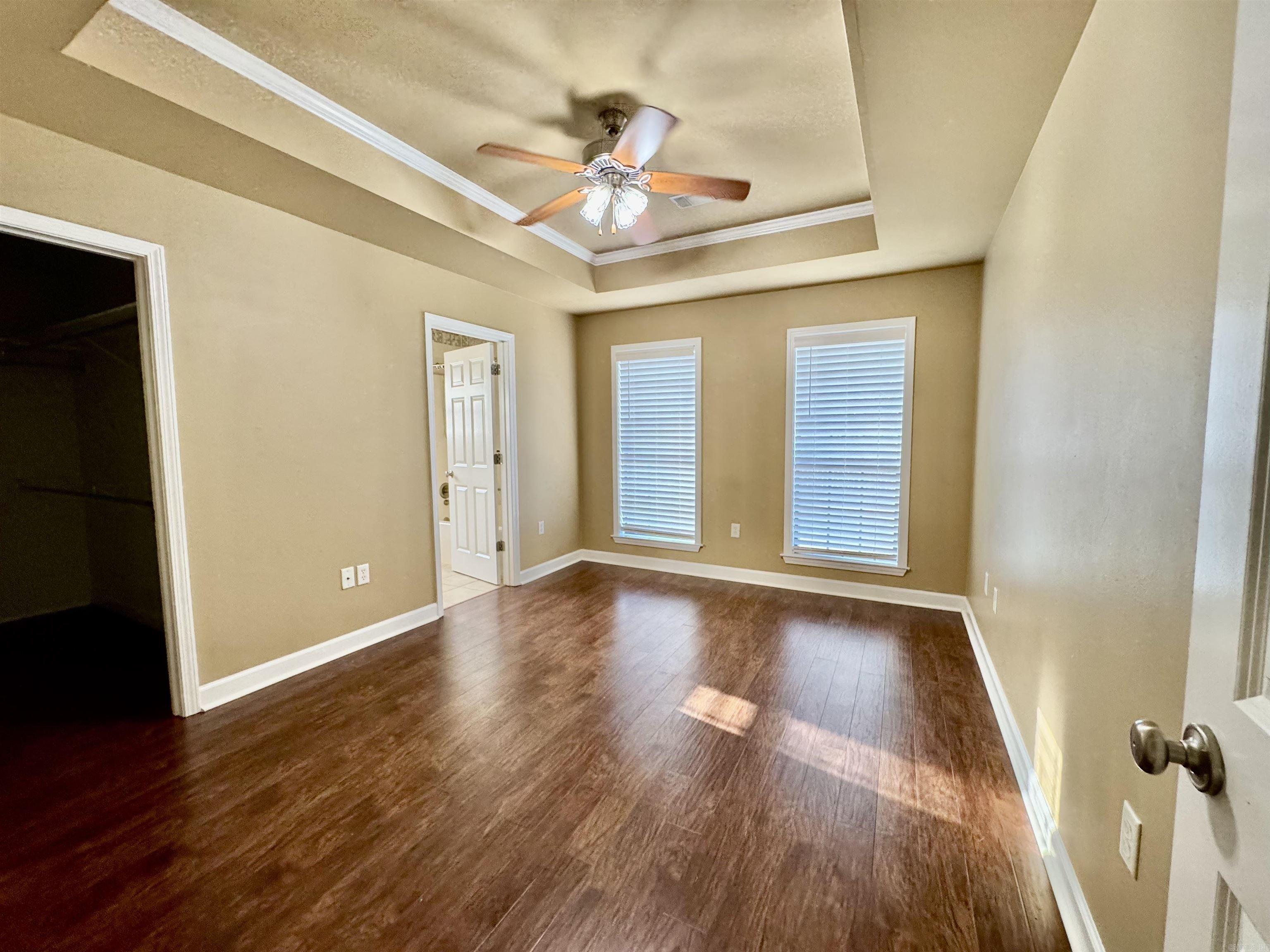 SPRING VALLEY - Residential